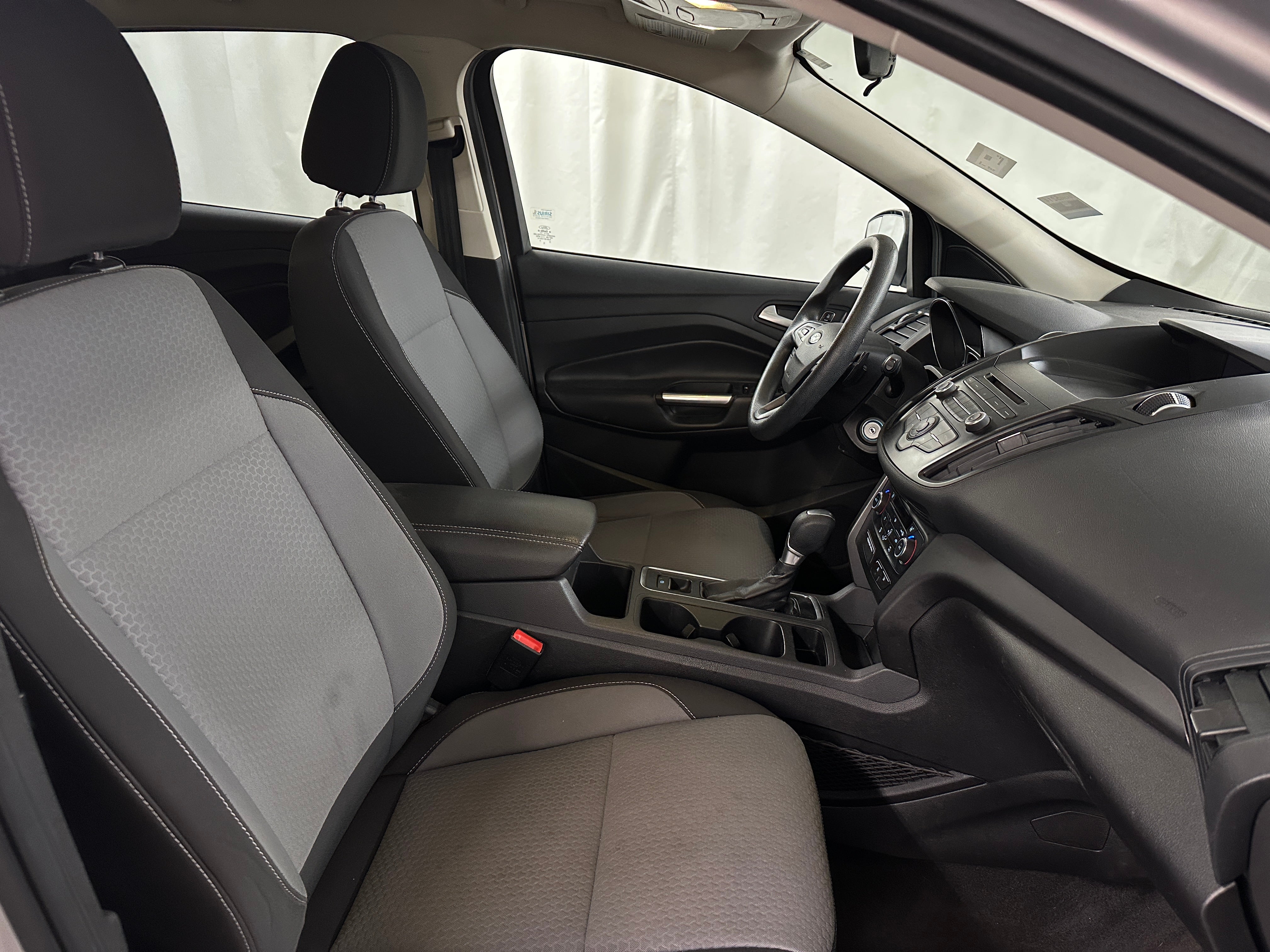 2017 Ford Escape SE 2