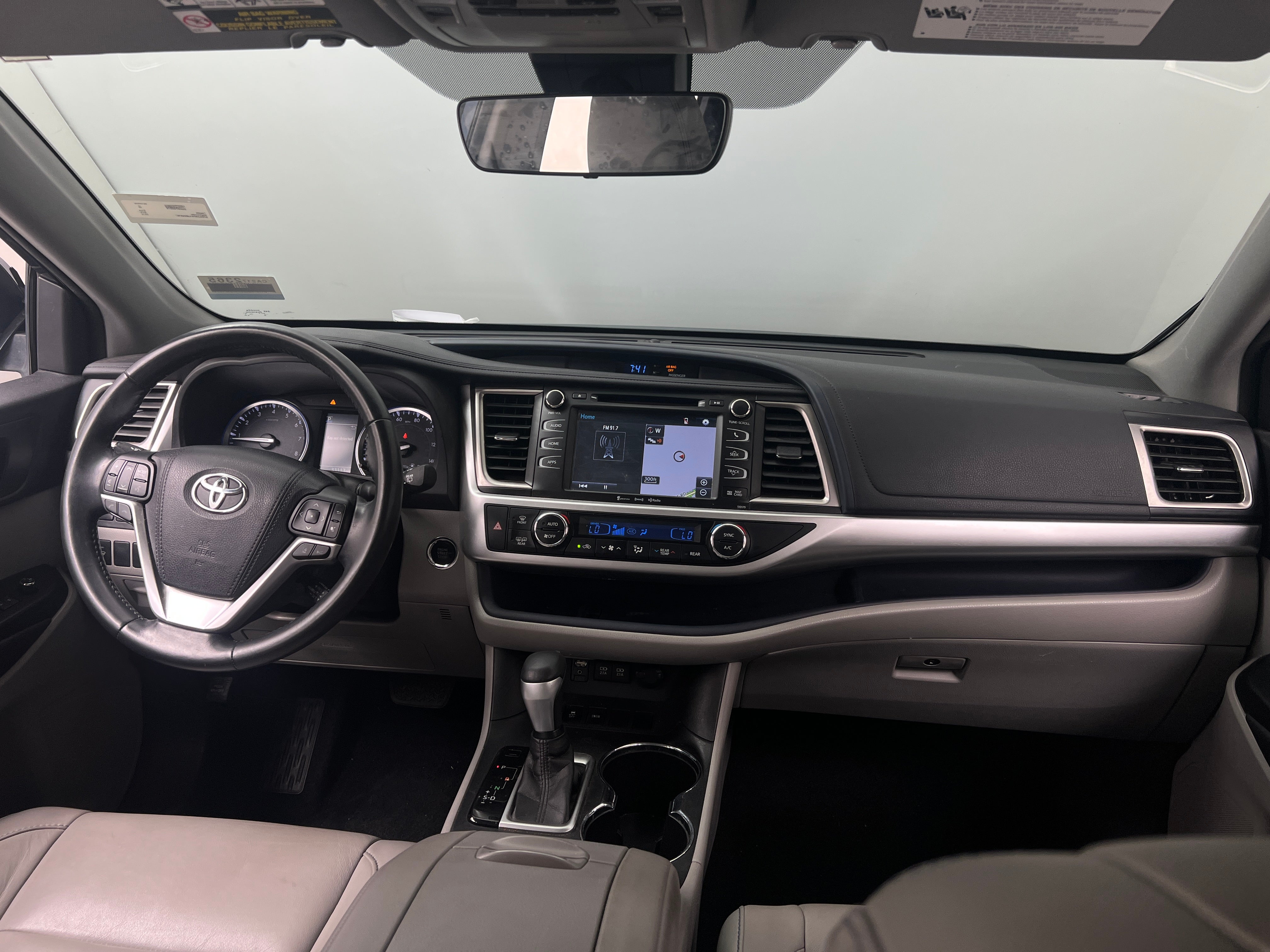 2018 Toyota Highlander XLE 2
