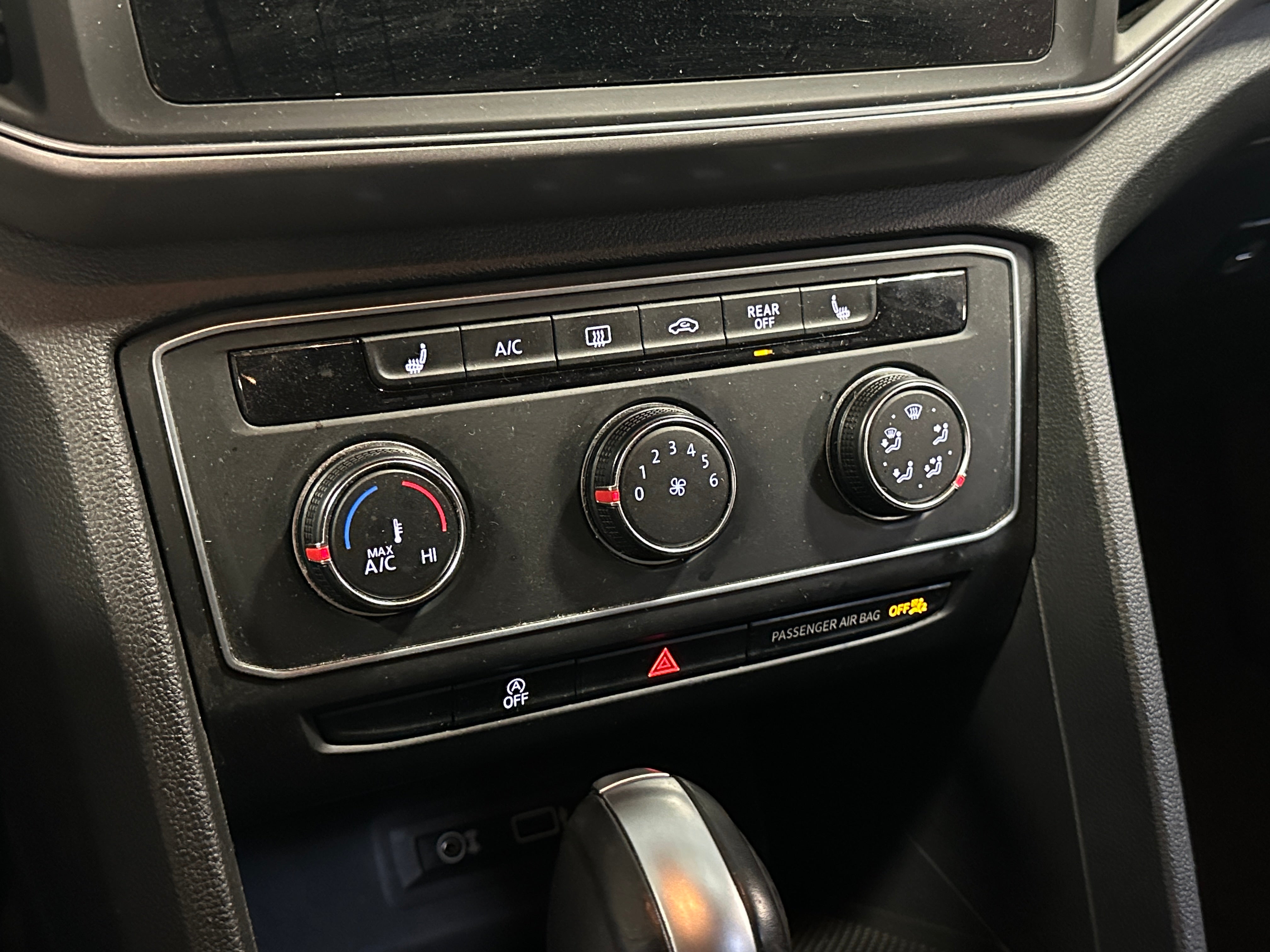 2018 Volkswagen Atlas SE 3