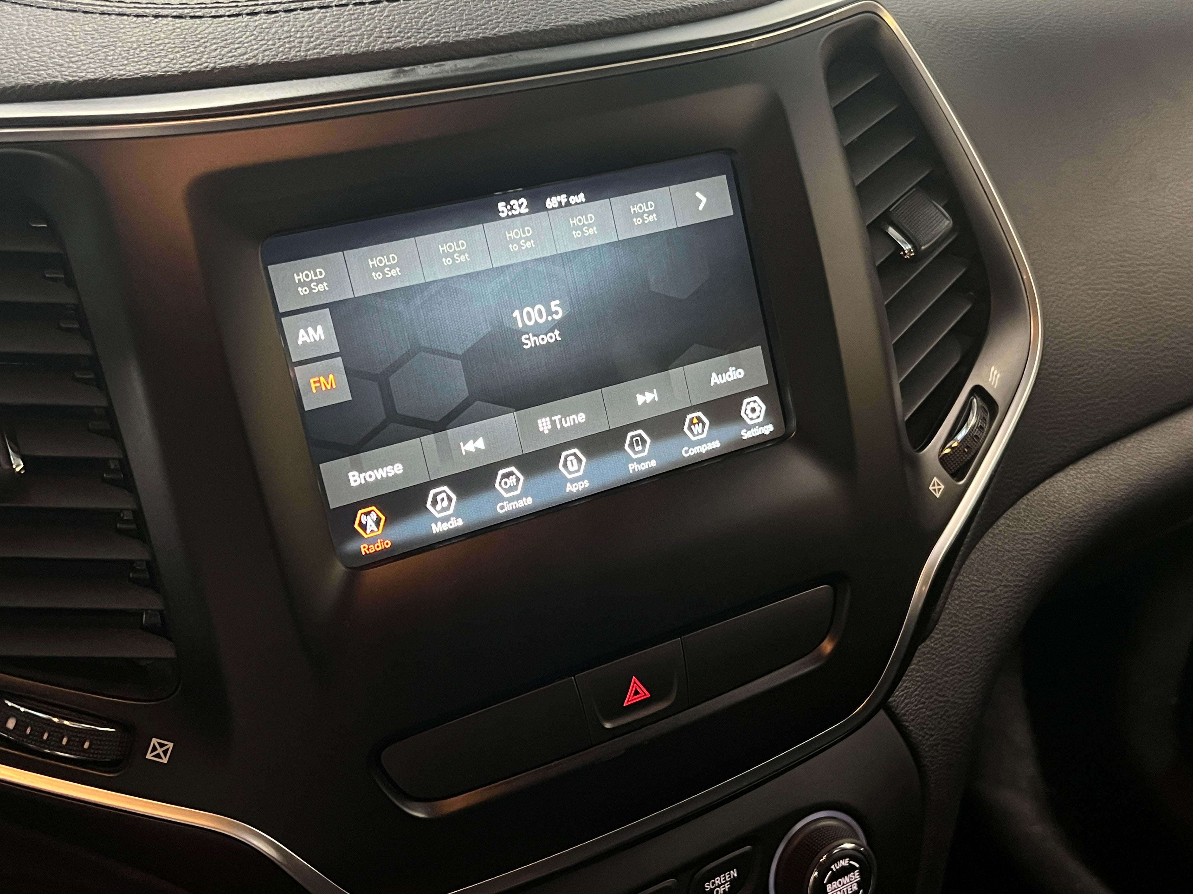 2019 Jeep Cherokee Latitude 4