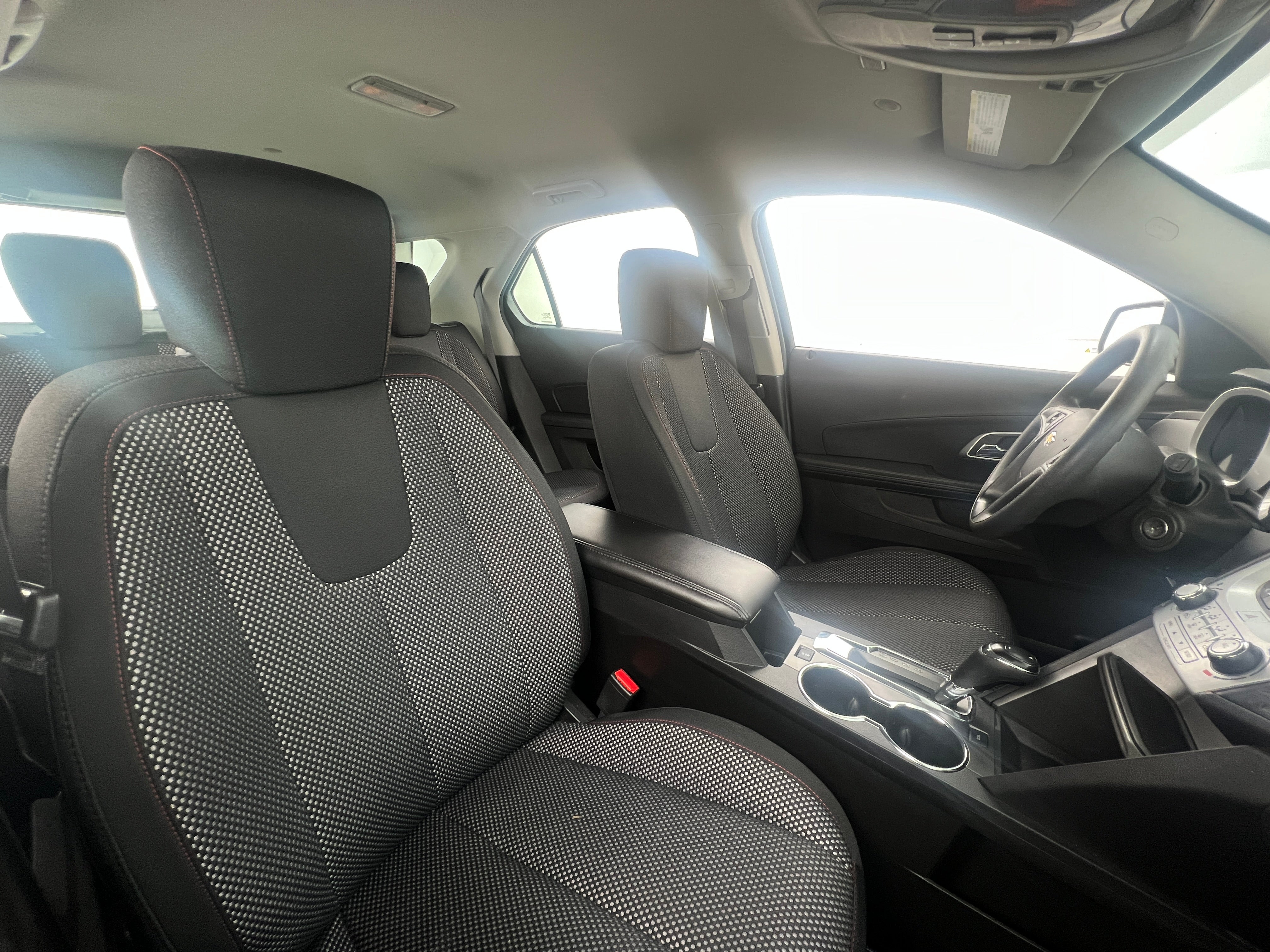 2017 Chevrolet Equinox LS 2