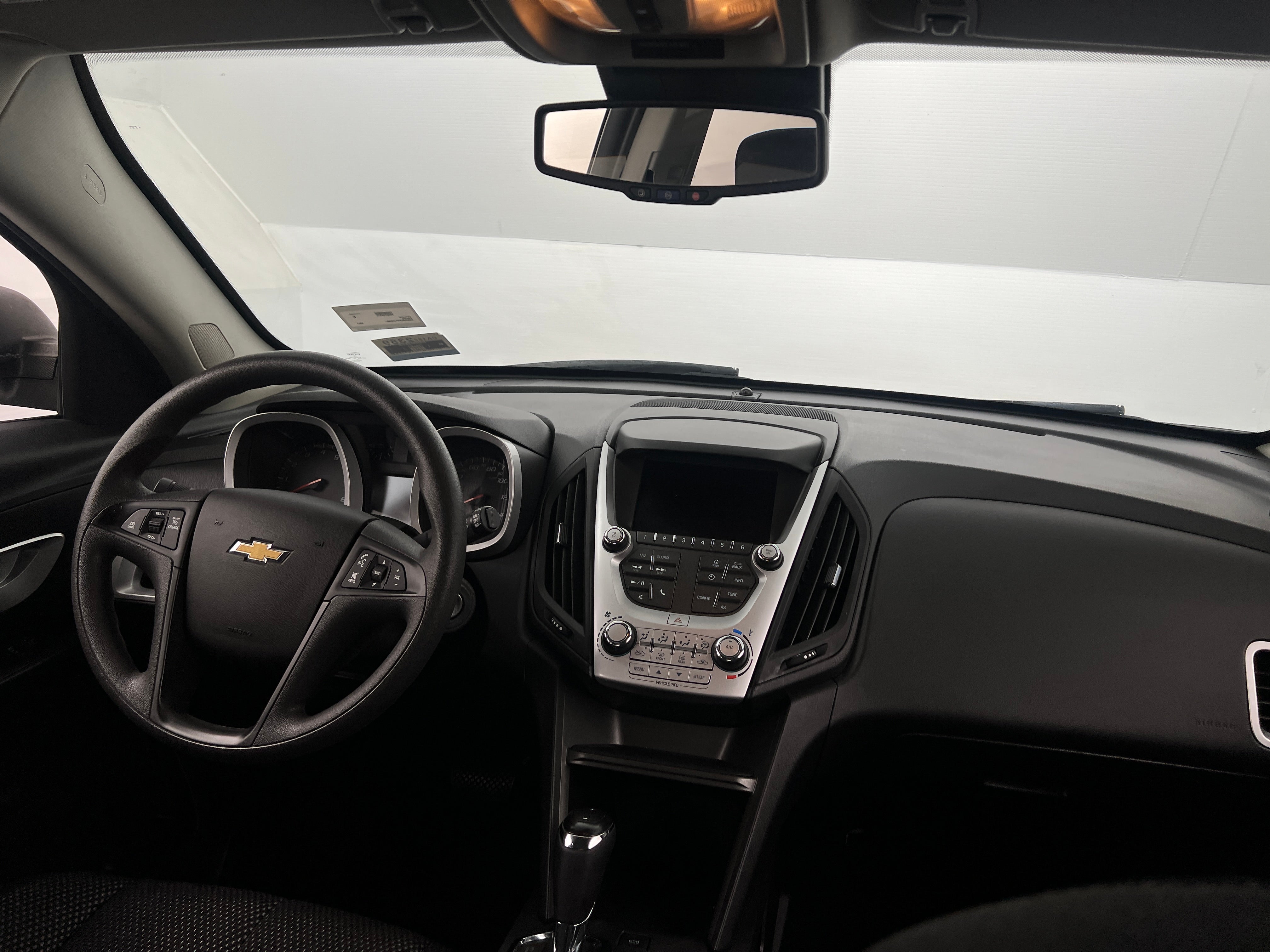 2017 Chevrolet Equinox LS 3