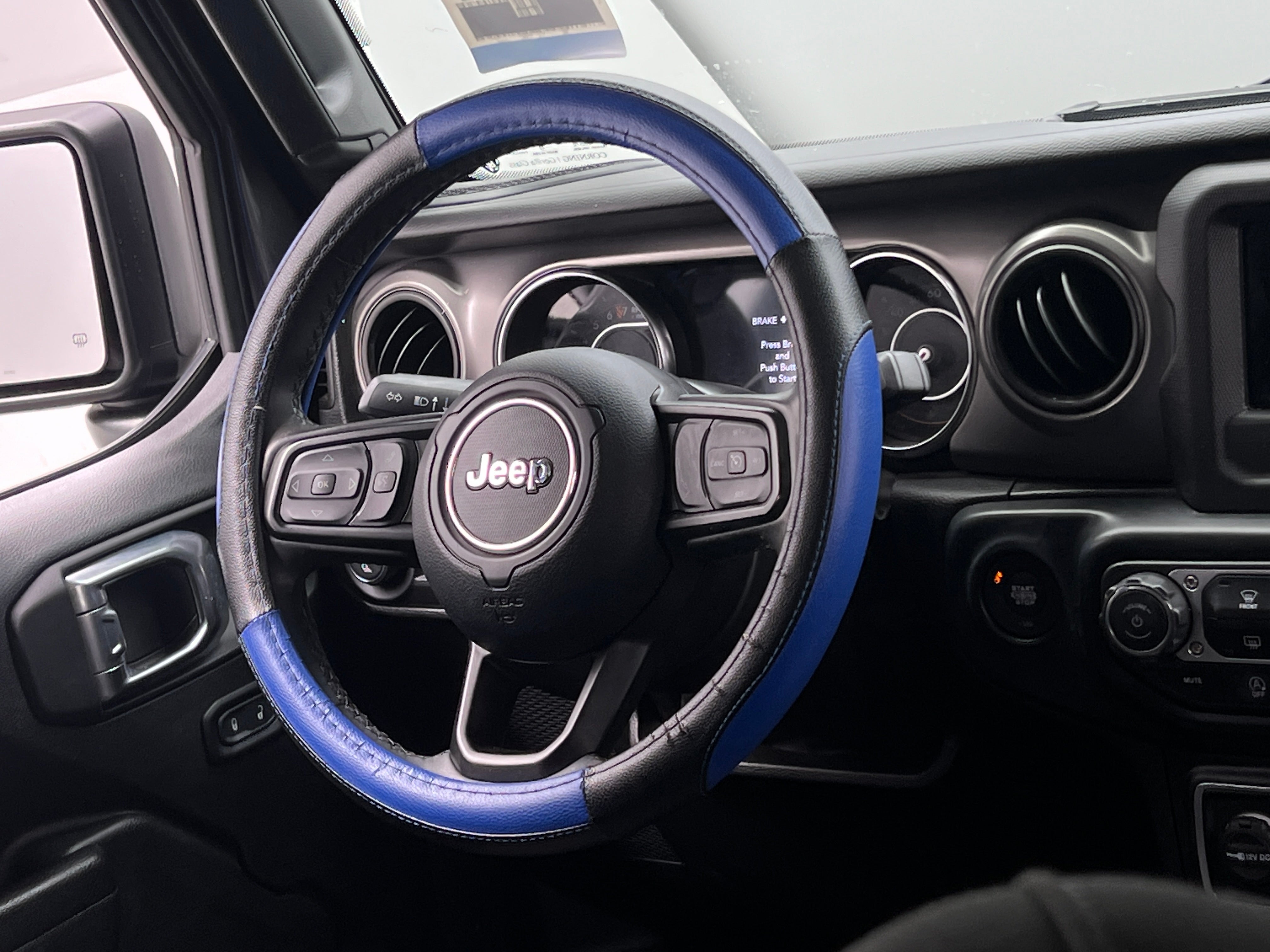 2022 Jeep Gladiator Willys 5