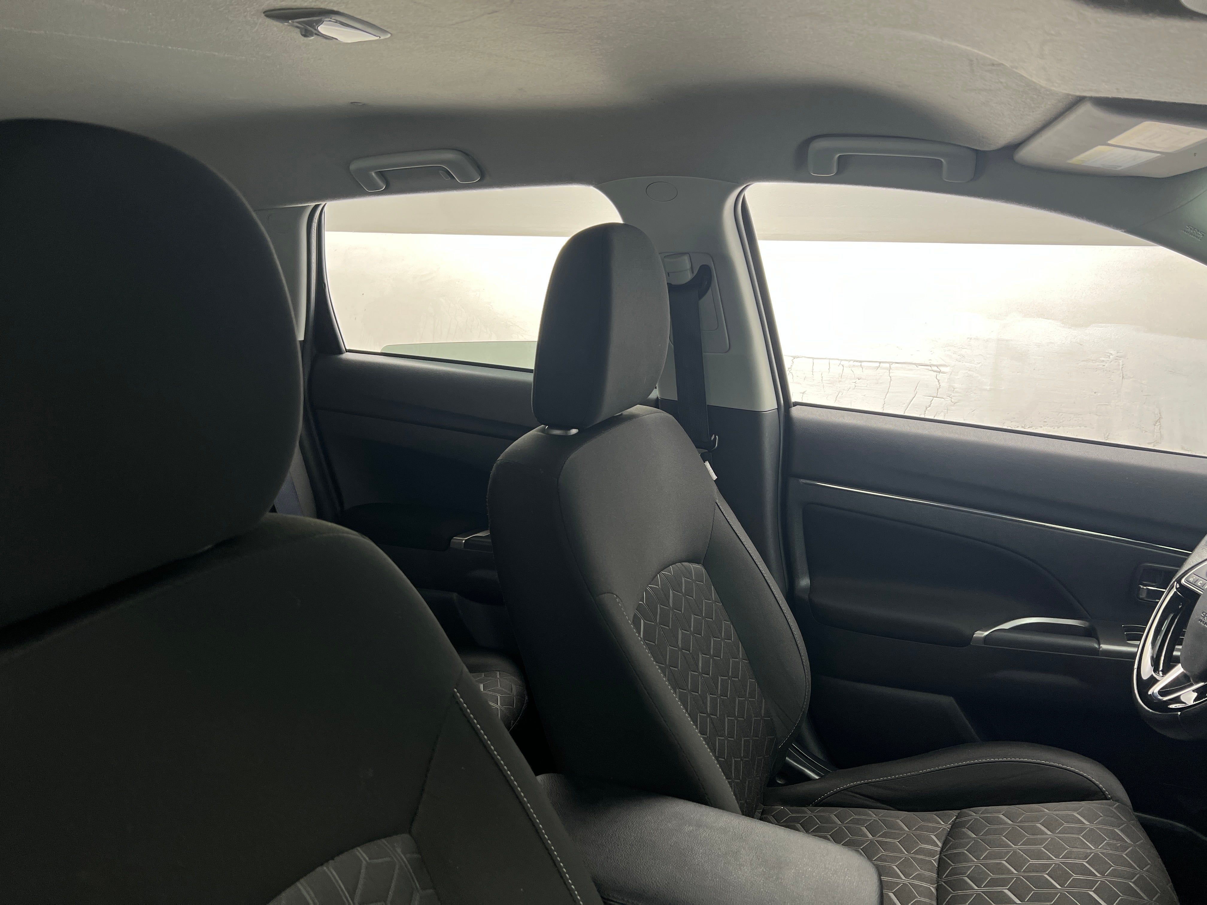 2021 Mitsubishi Outlander Sport SE 2