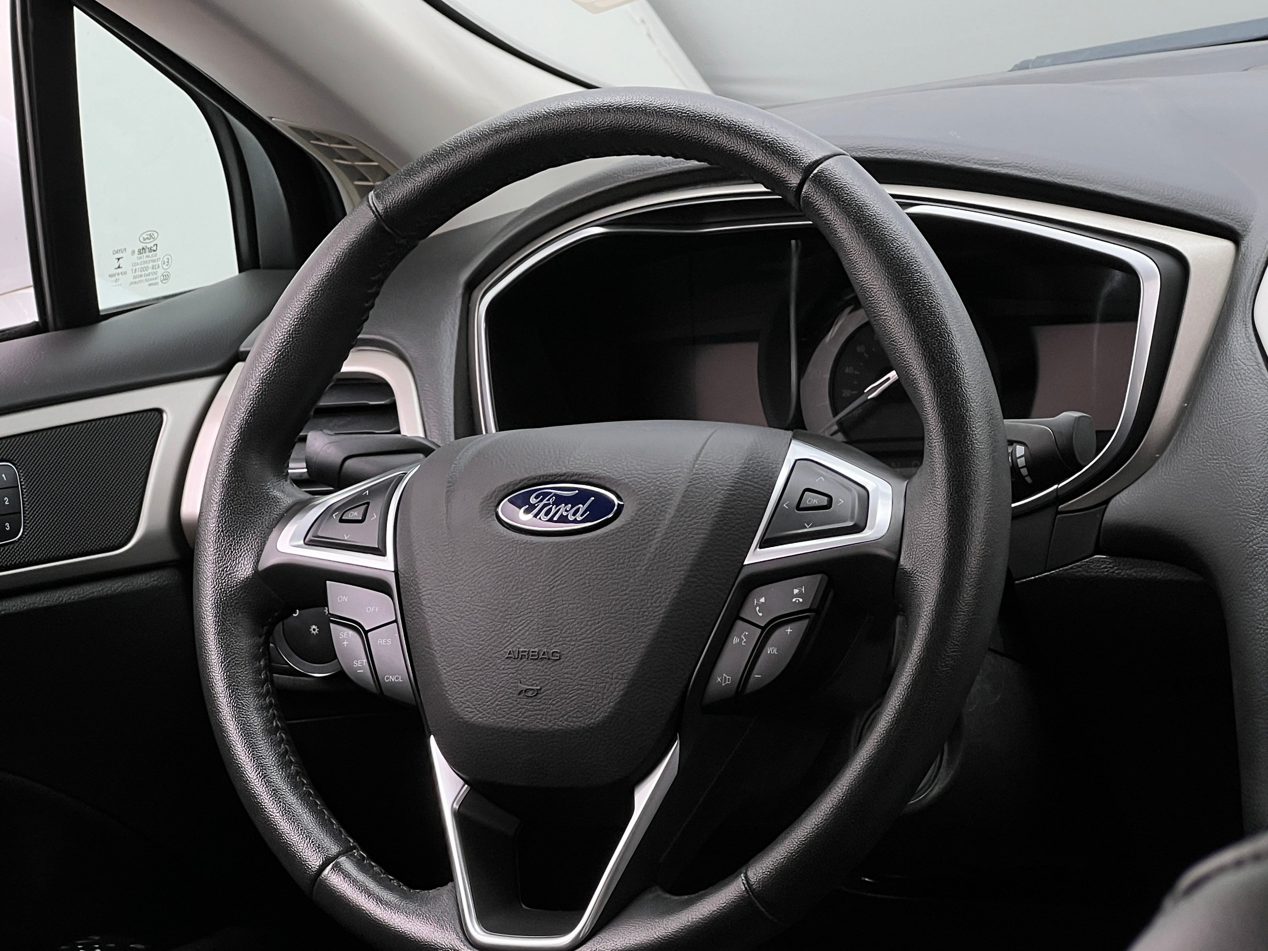 2016 Ford Fusion  4