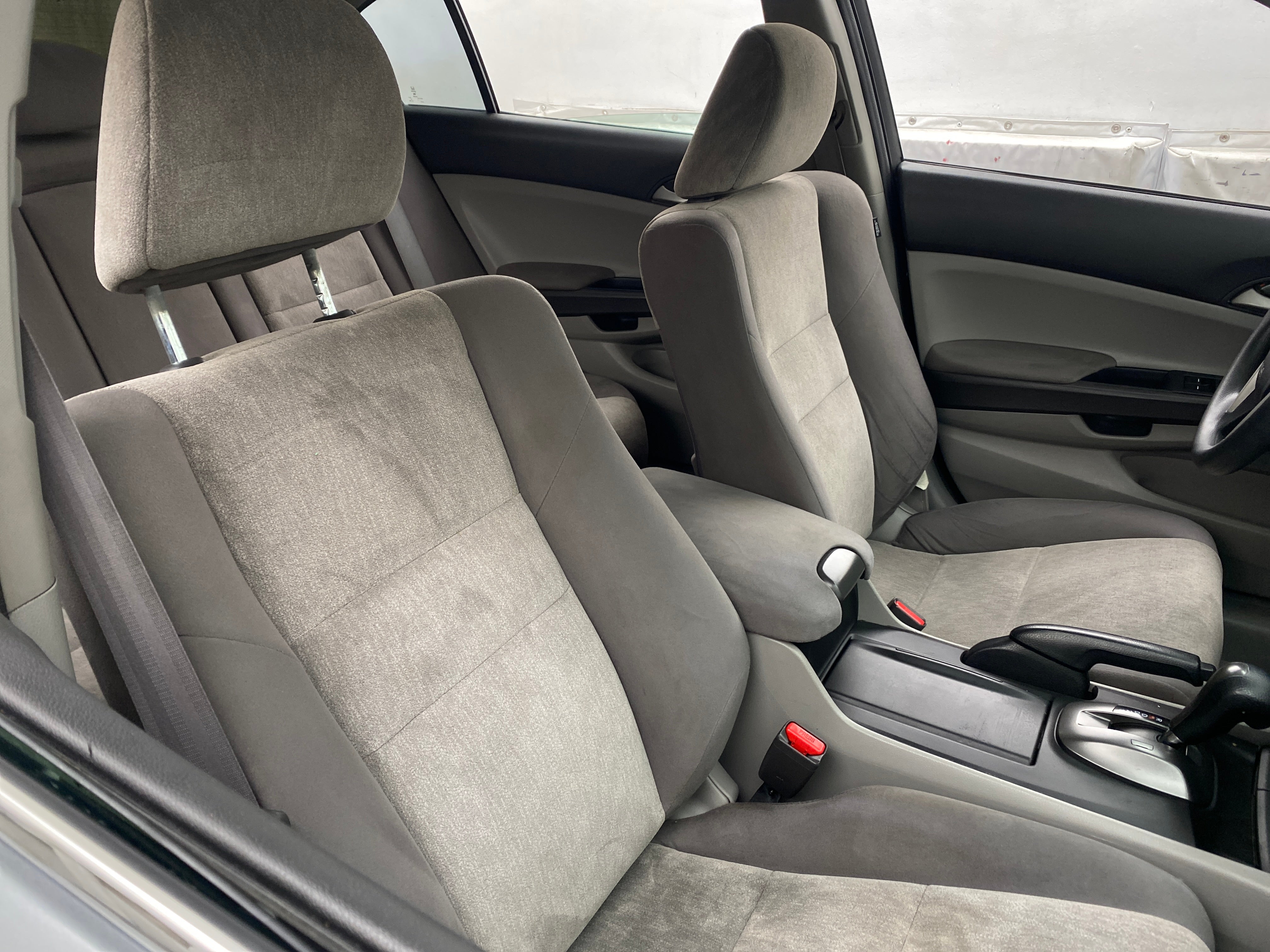 2010 Honda Accord LX-P 2
