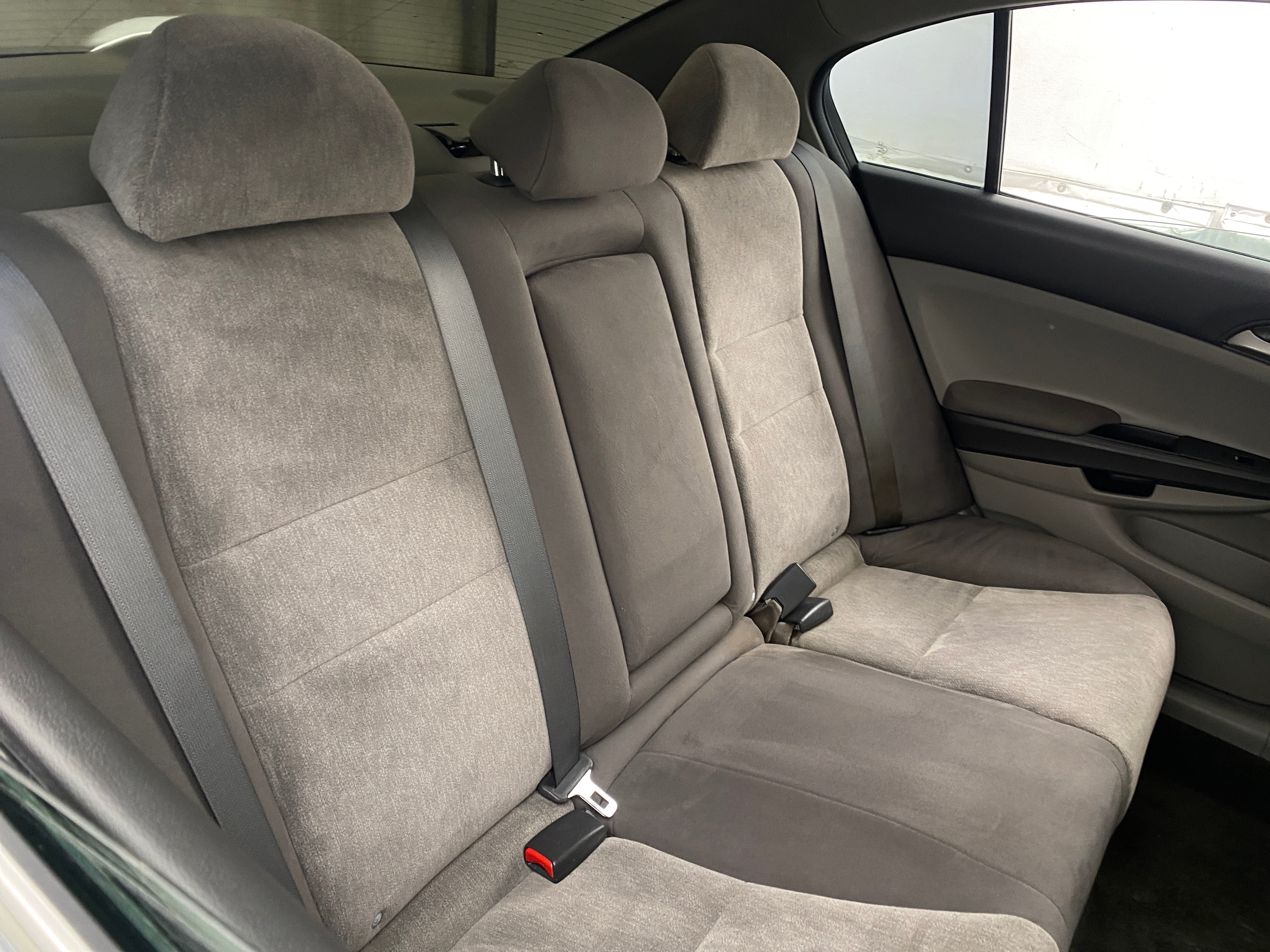 2010 Honda Accord LX-P 6