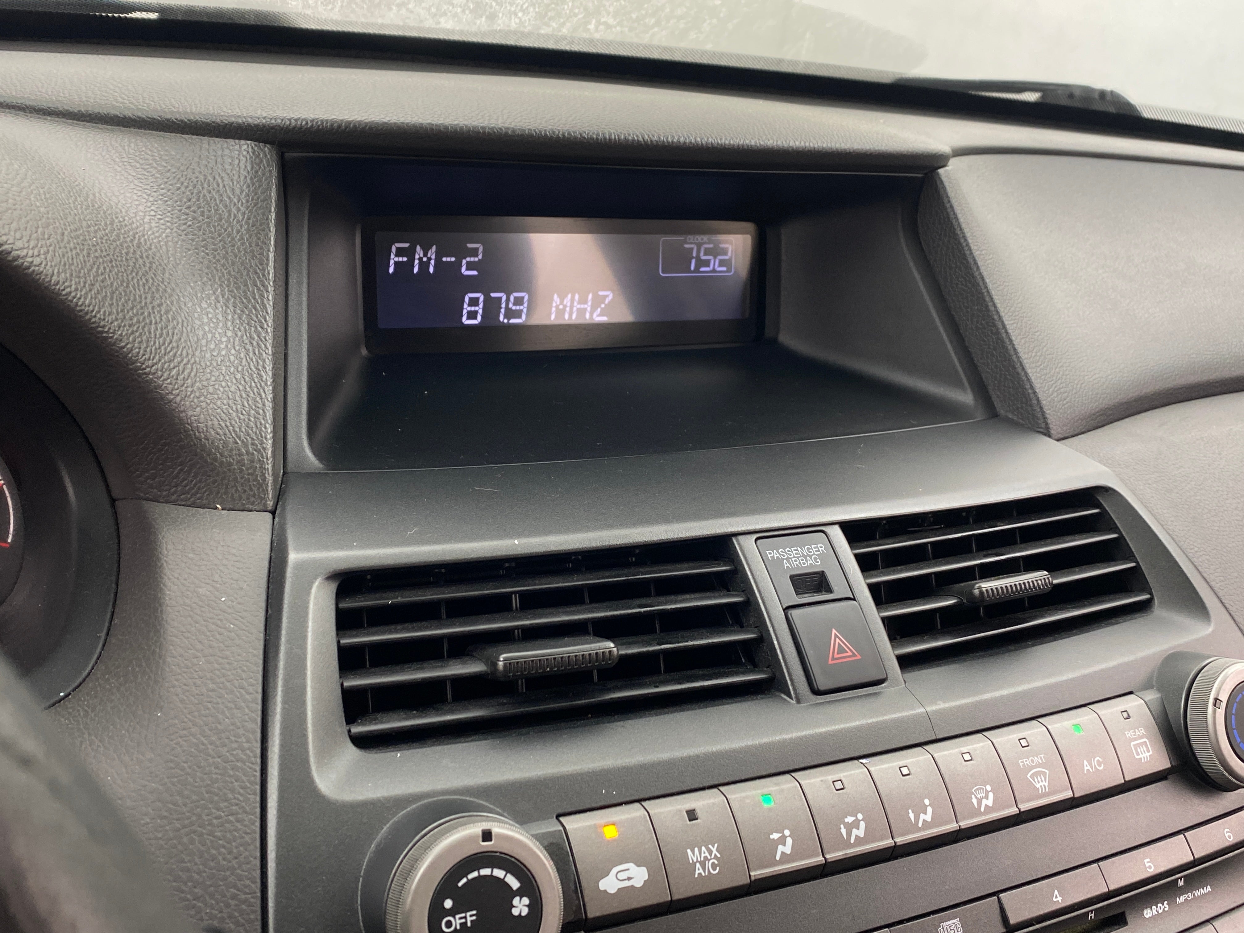 2010 Honda Accord LX-P 4