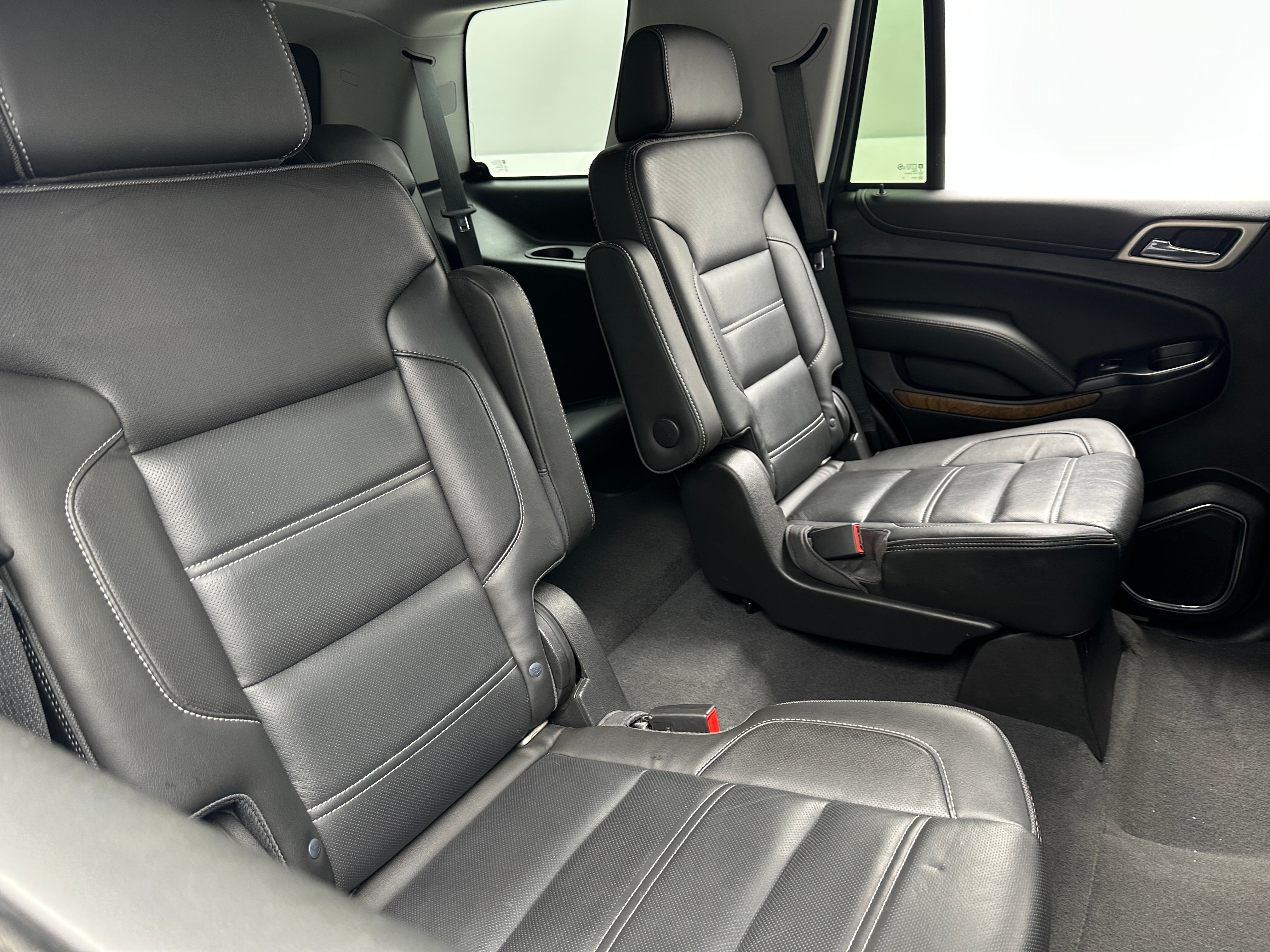2019 GMC Yukon Denali 5