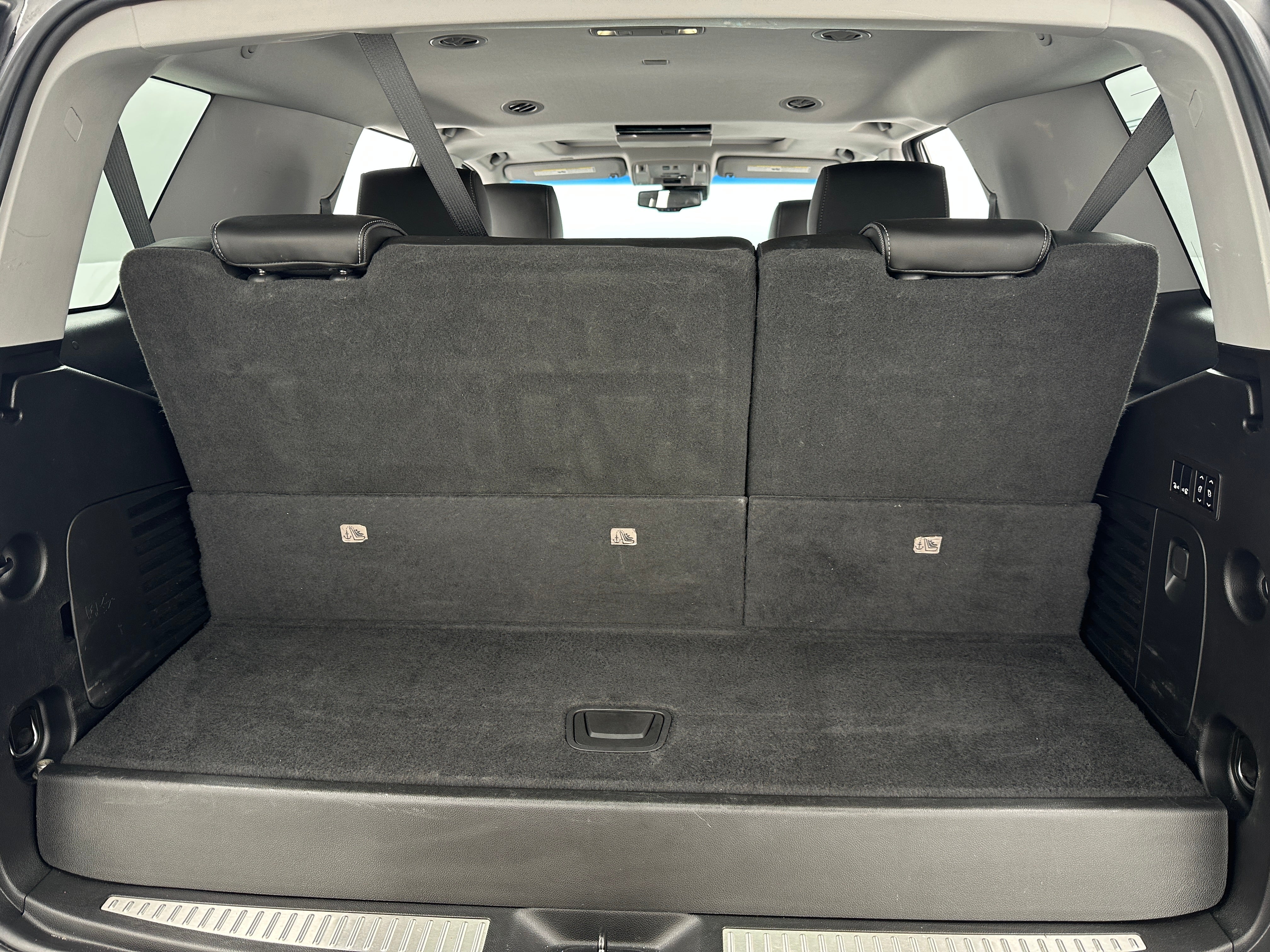 2019 GMC Yukon Denali 6