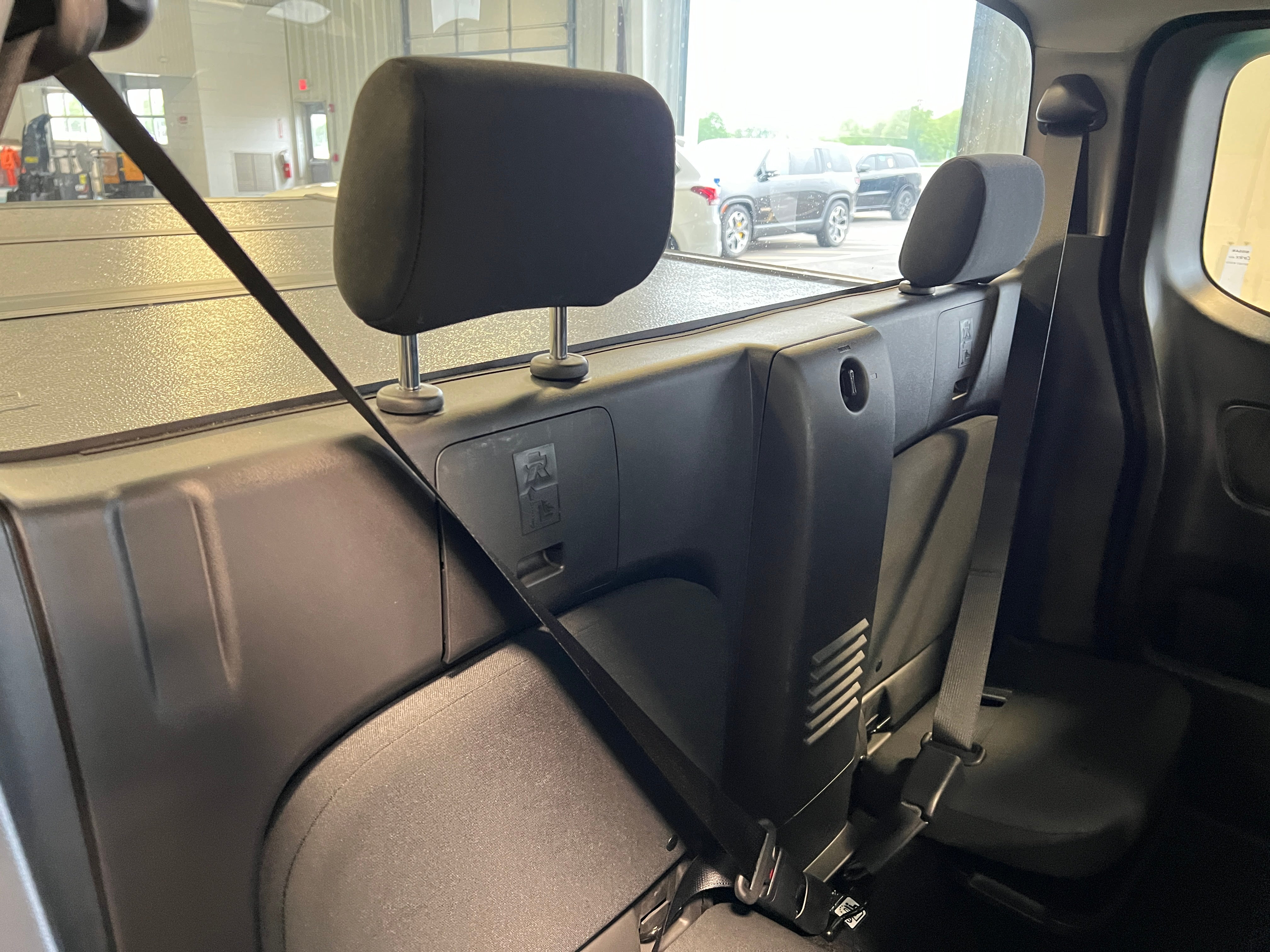2024 Nissan Frontier S/C 6