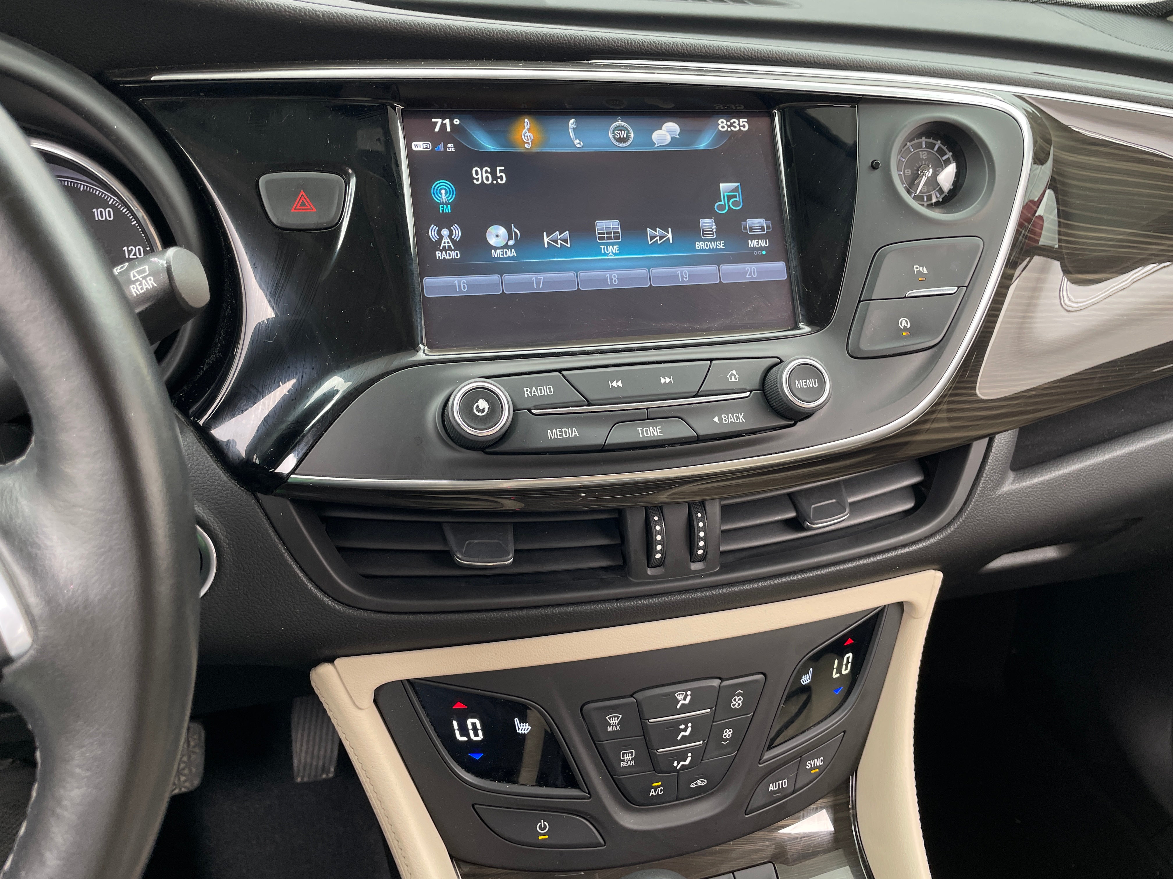 2019 Buick Envision Preferred 3