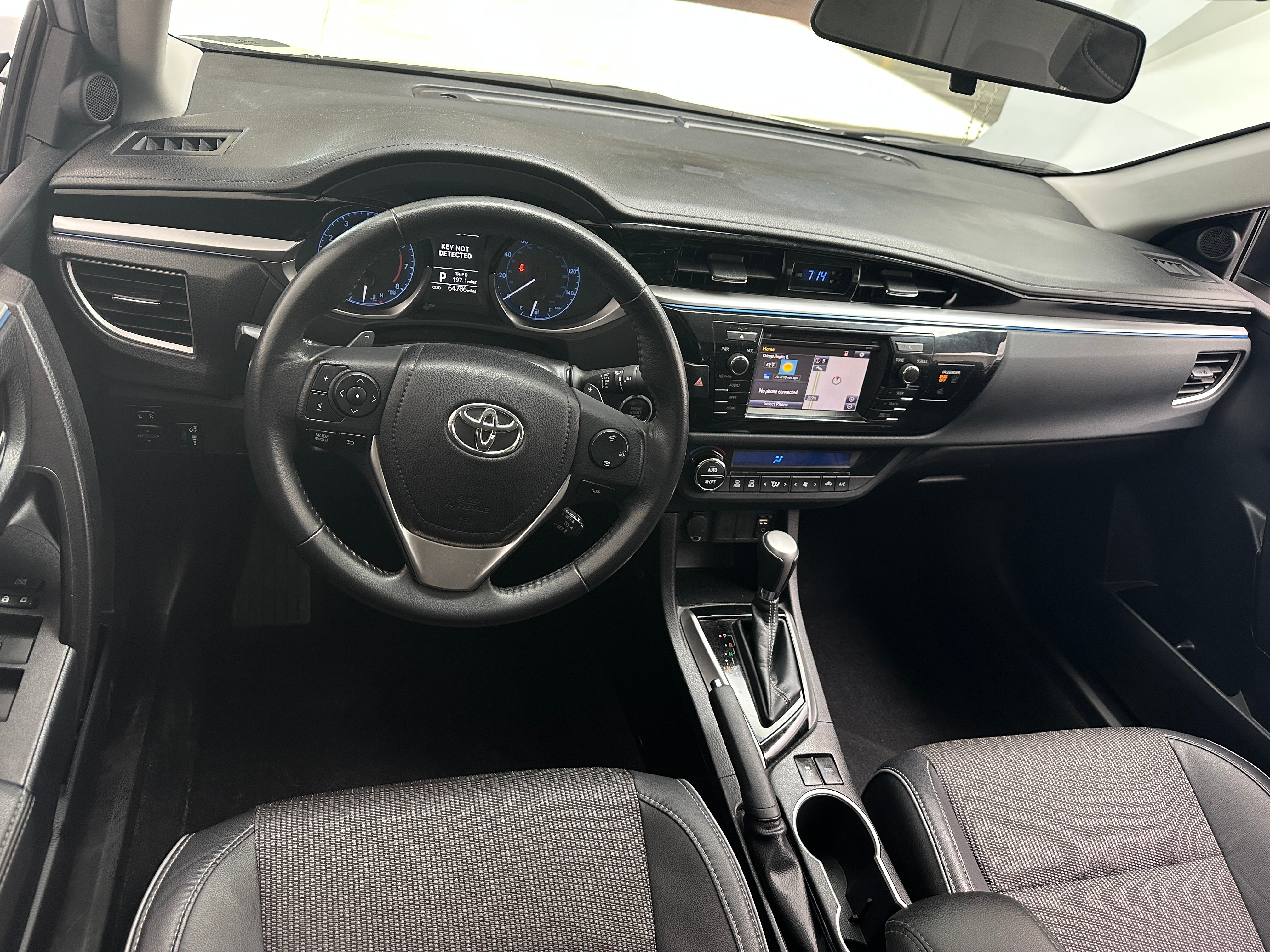 2015 Toyota Corolla S 2