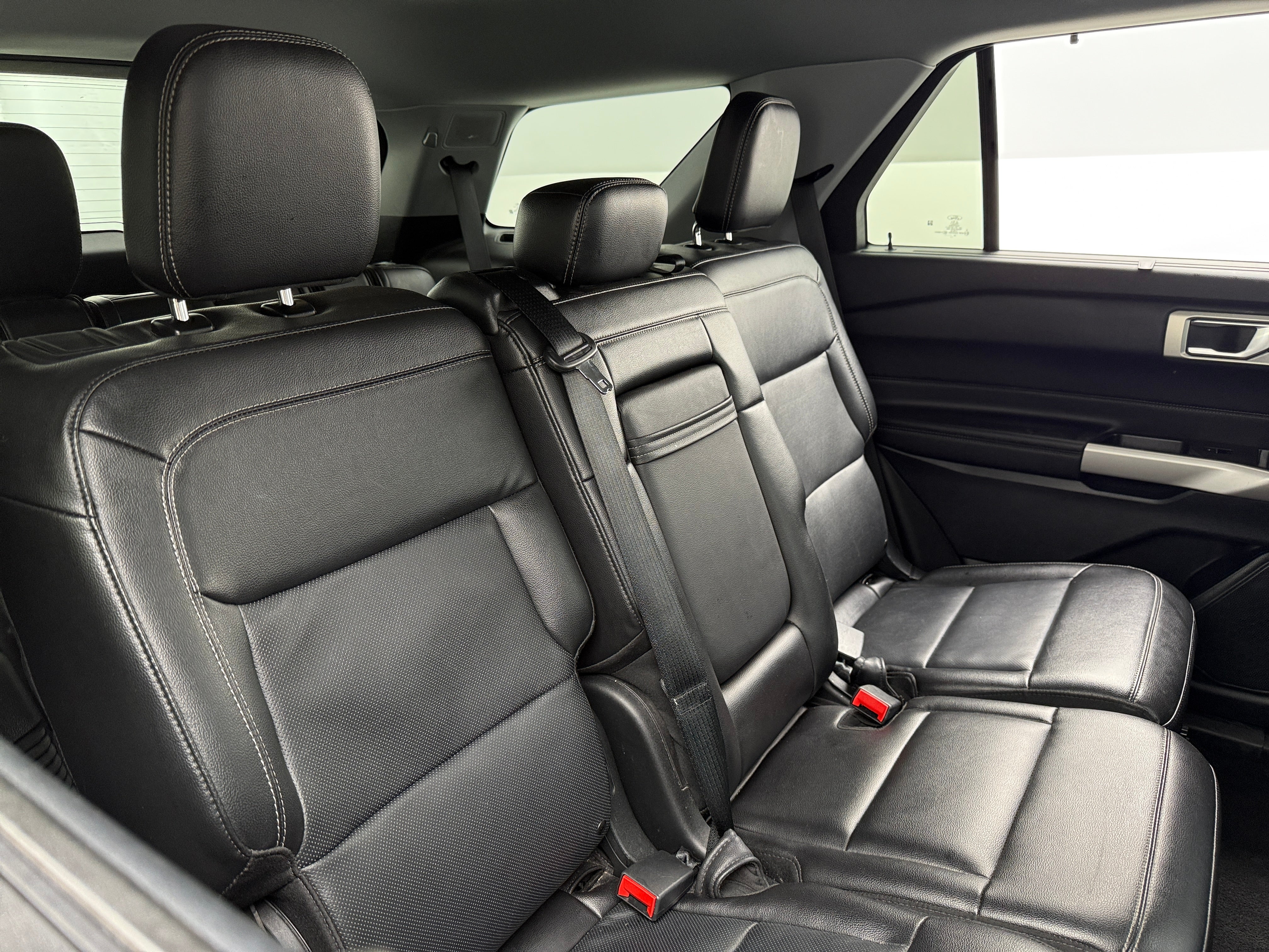 2023 Ford Explorer Limited 5