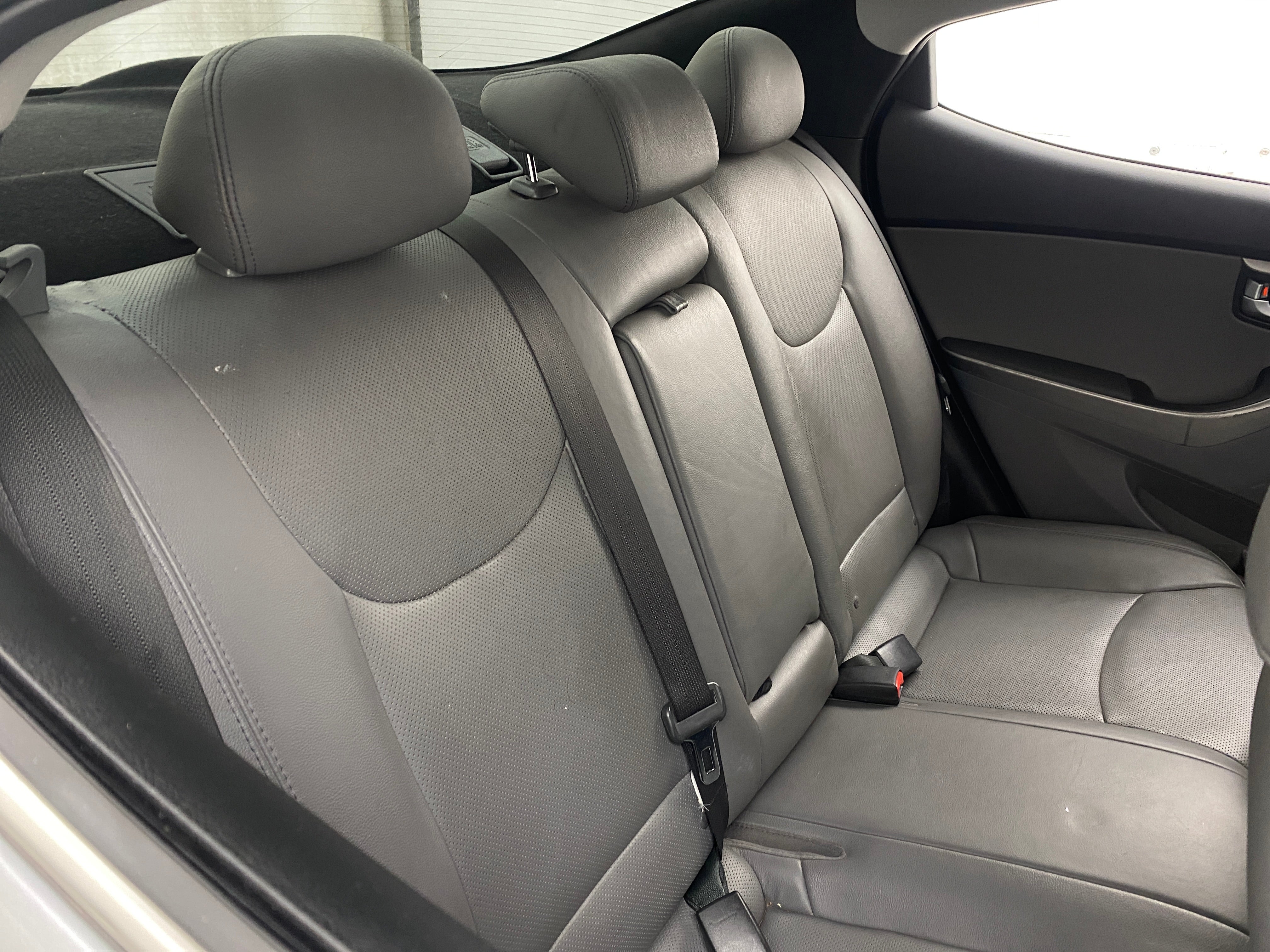 2015 Hyundai Elantra Limited Edition 5