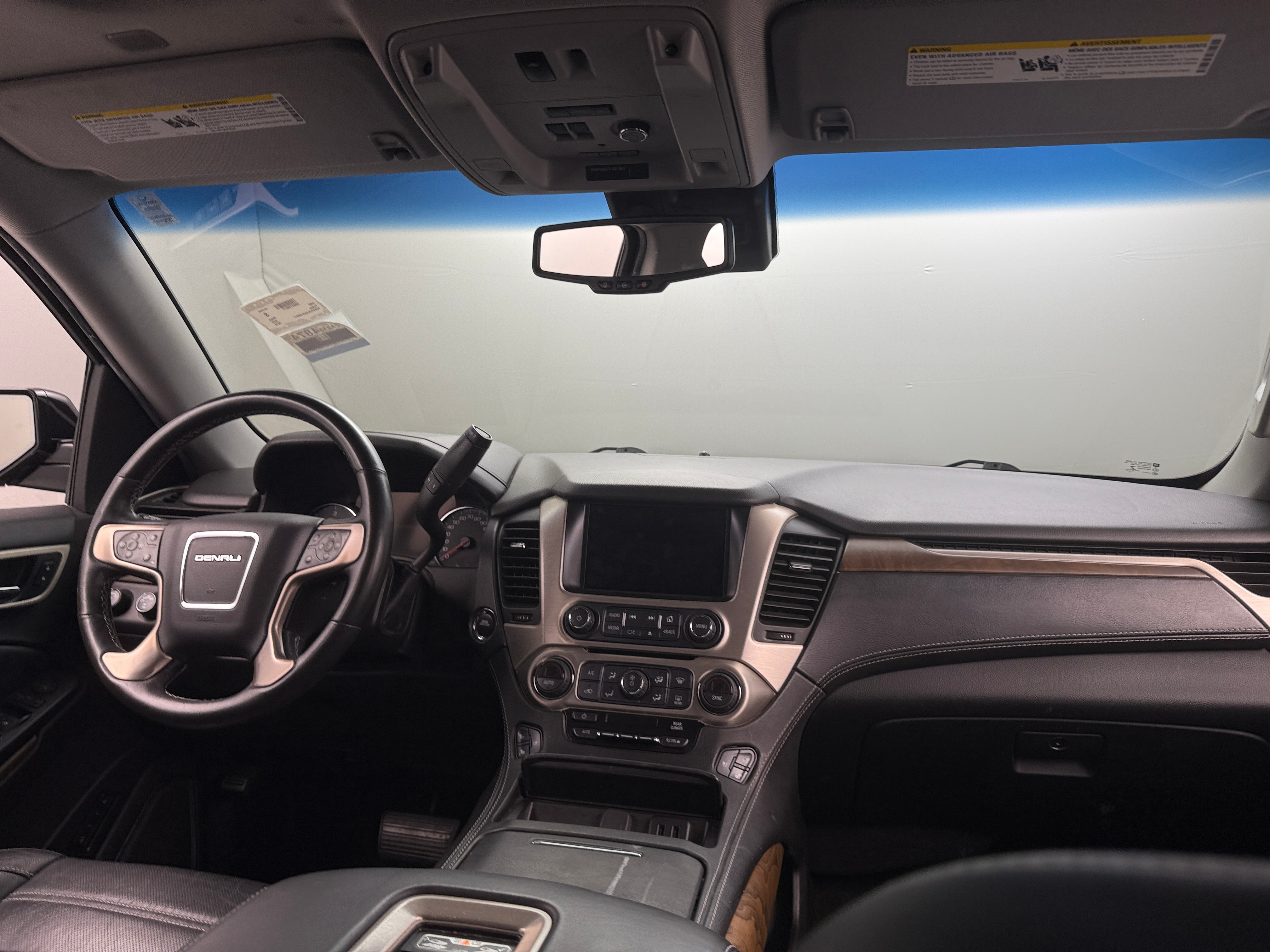 2018 GMC Yukon Denali 2