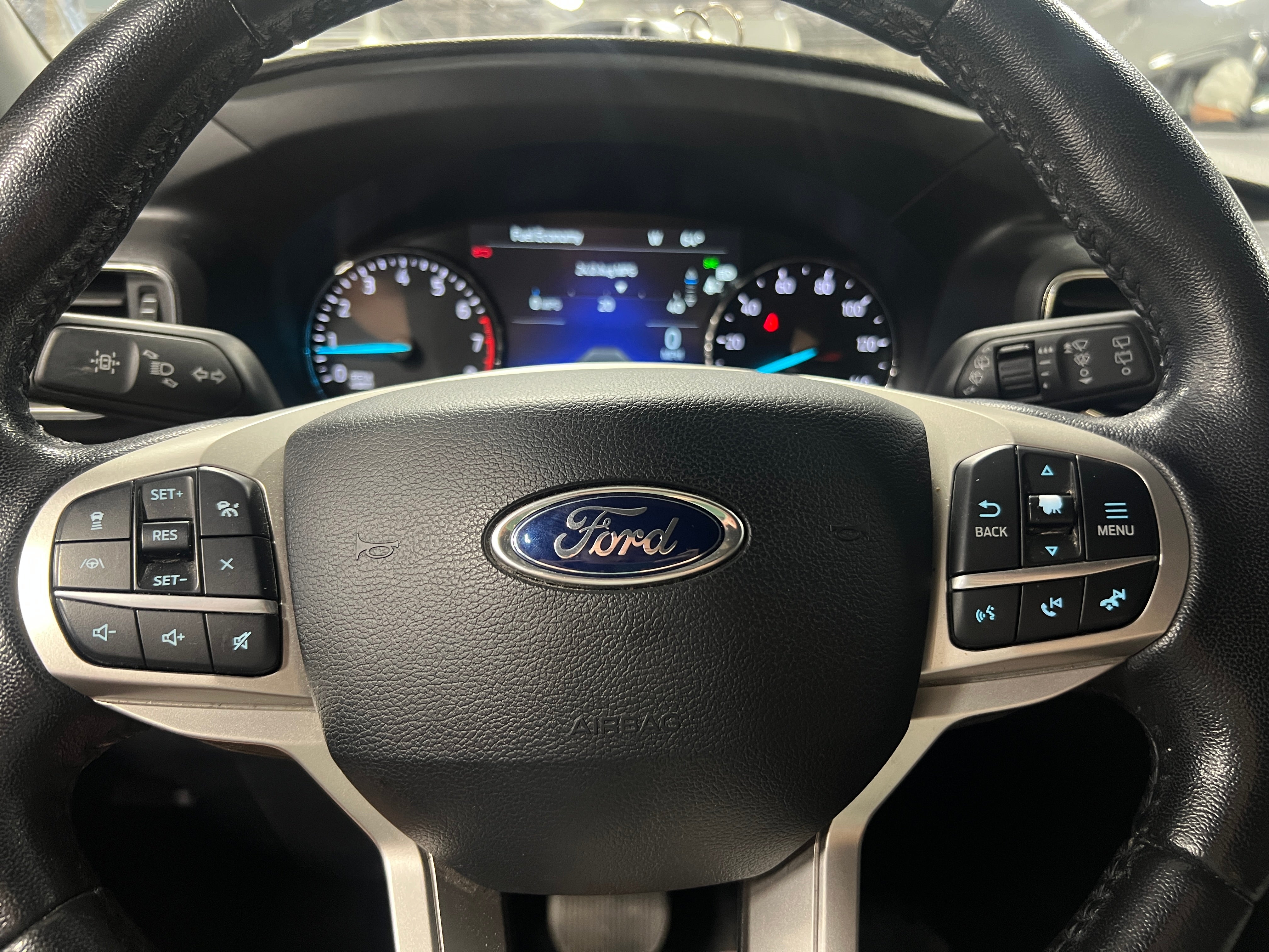 2021 Ford Explorer Limited 4