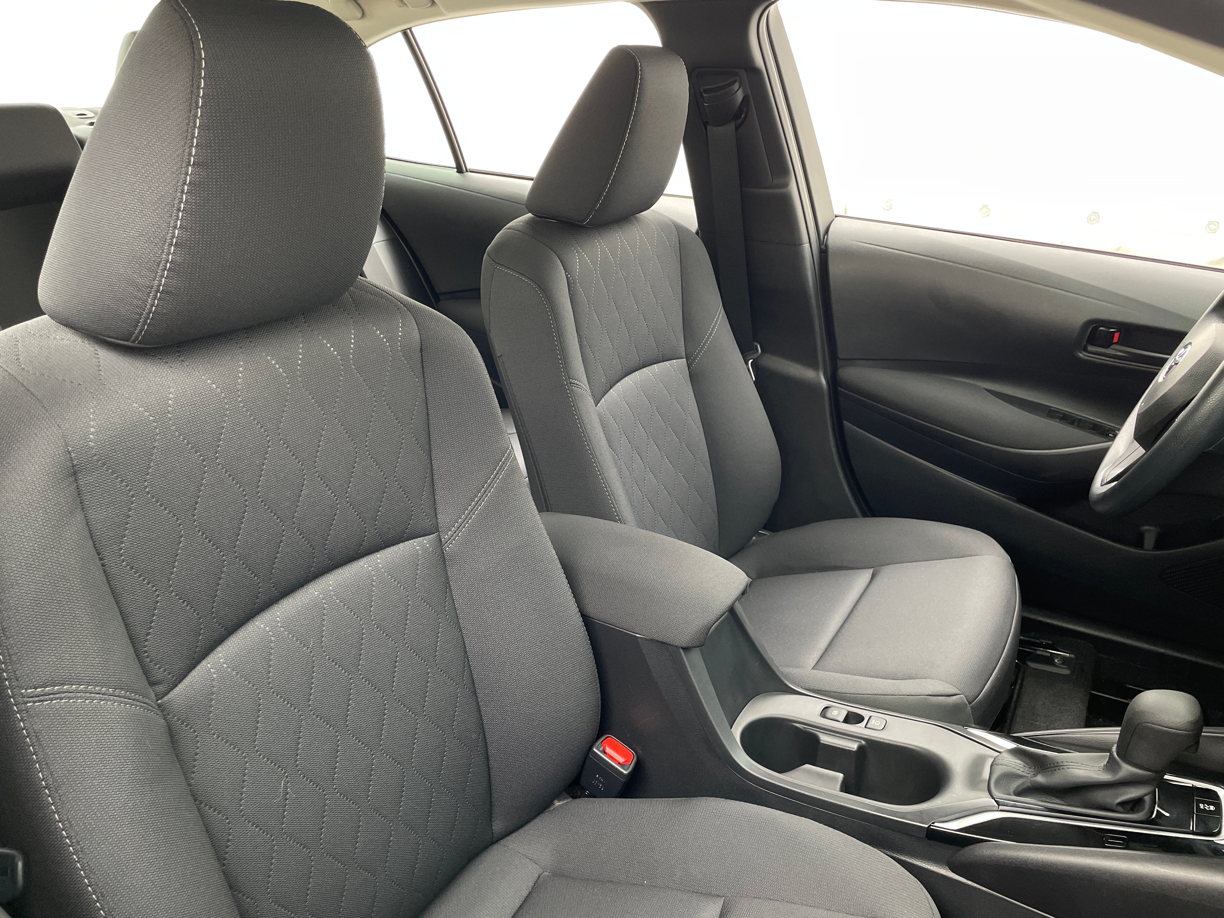 2024 Toyota Corolla LE 2