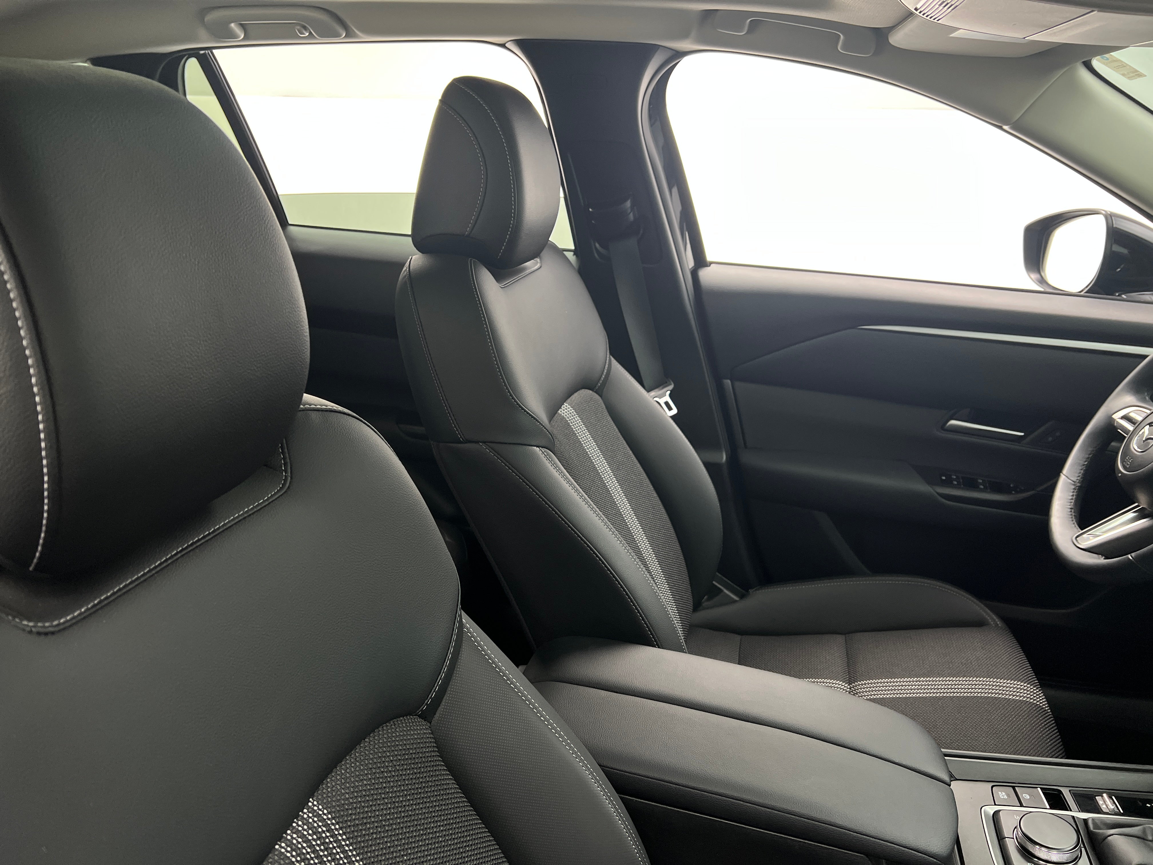 2024 Mazda CX-50 S Premium 2