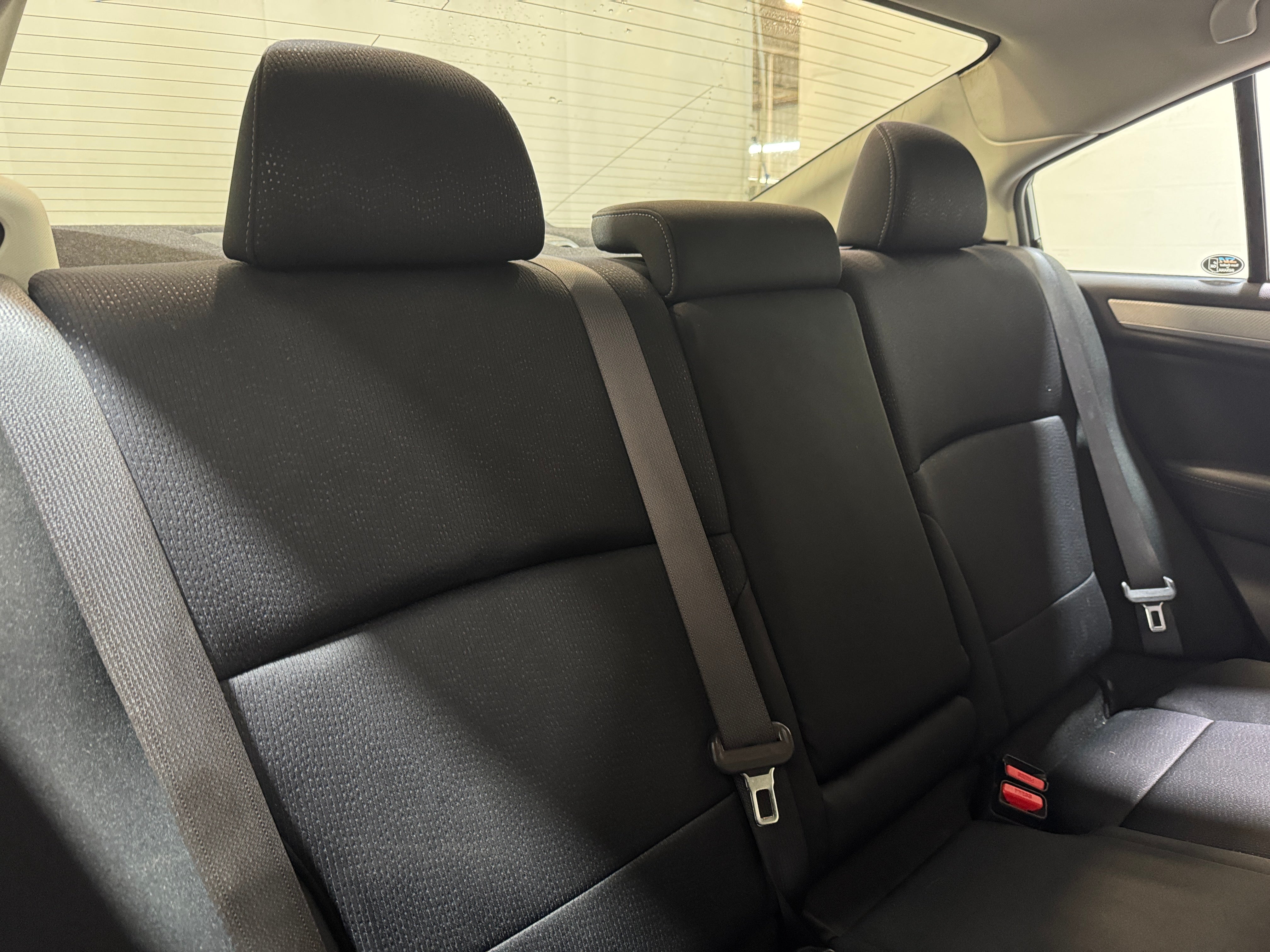 2017 Subaru Legacy Premium 6