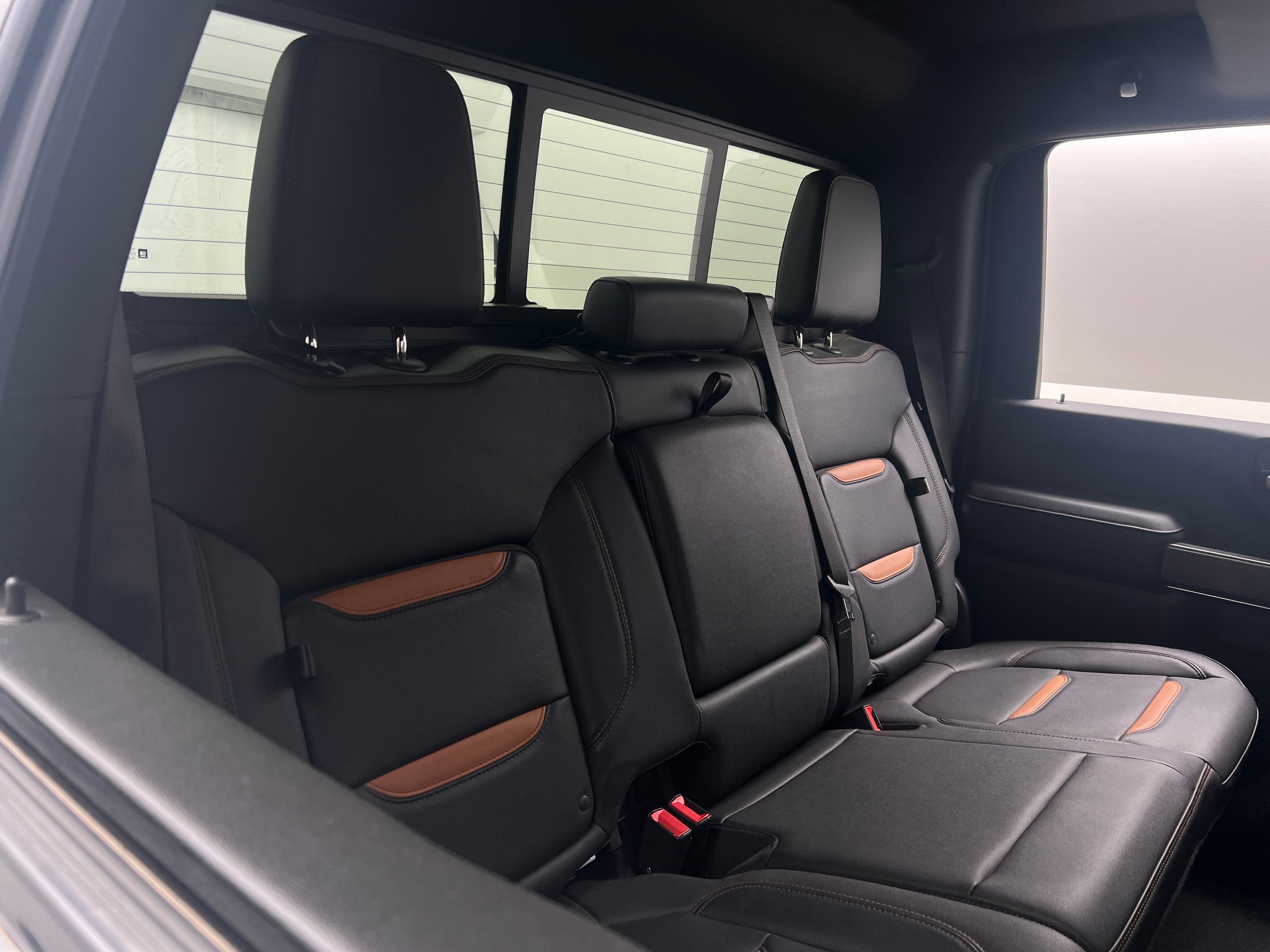 2023 GMC Sierra 2500 AT4 5
