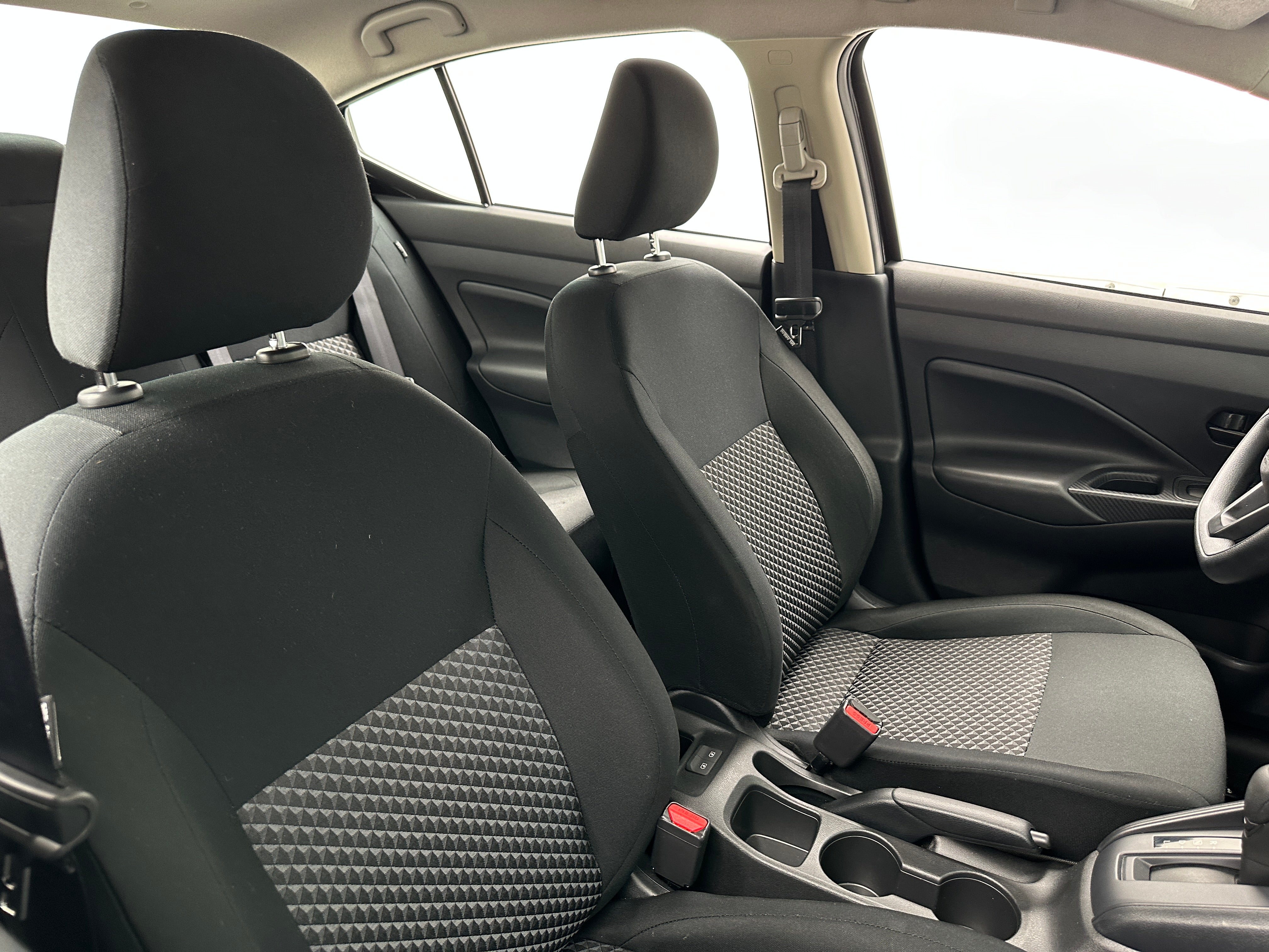 2024 Nissan Versa S 2