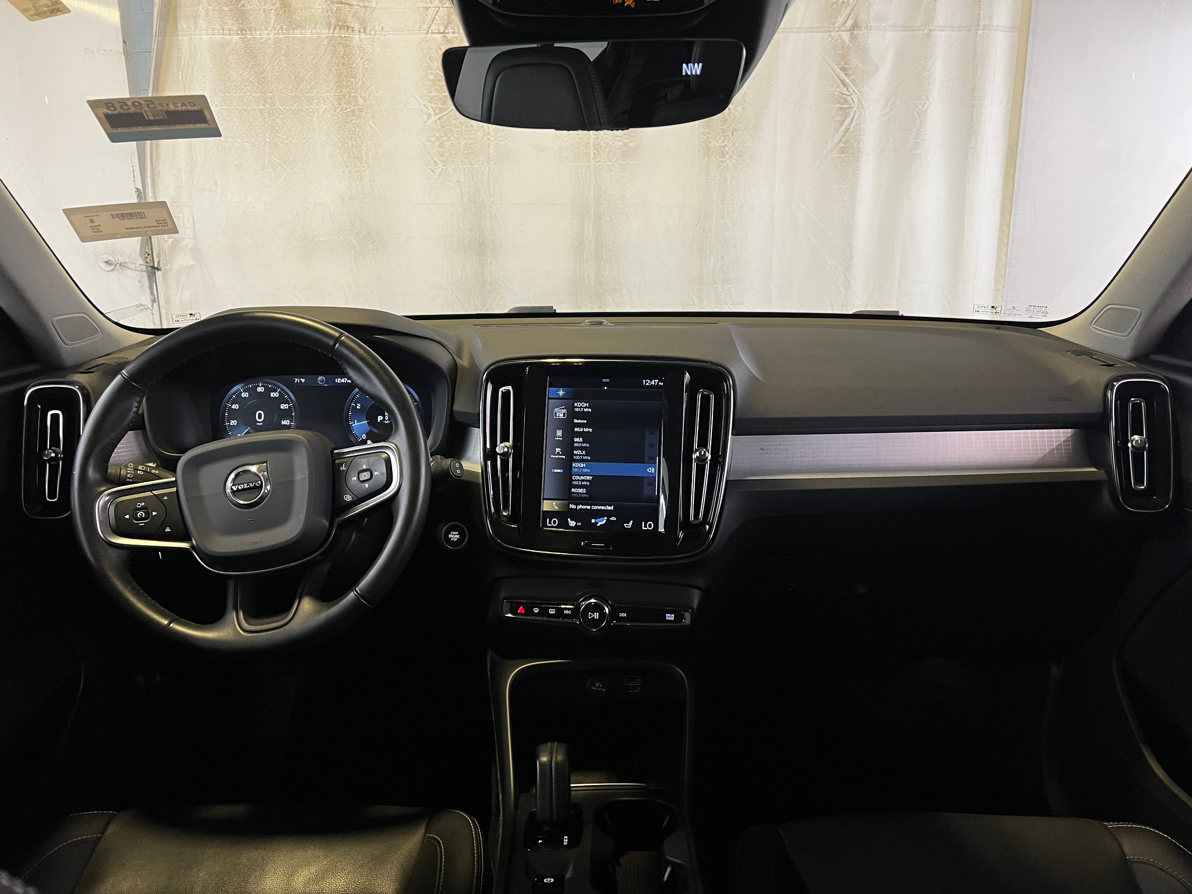2020 Volvo XC40 T5 Momentum 2