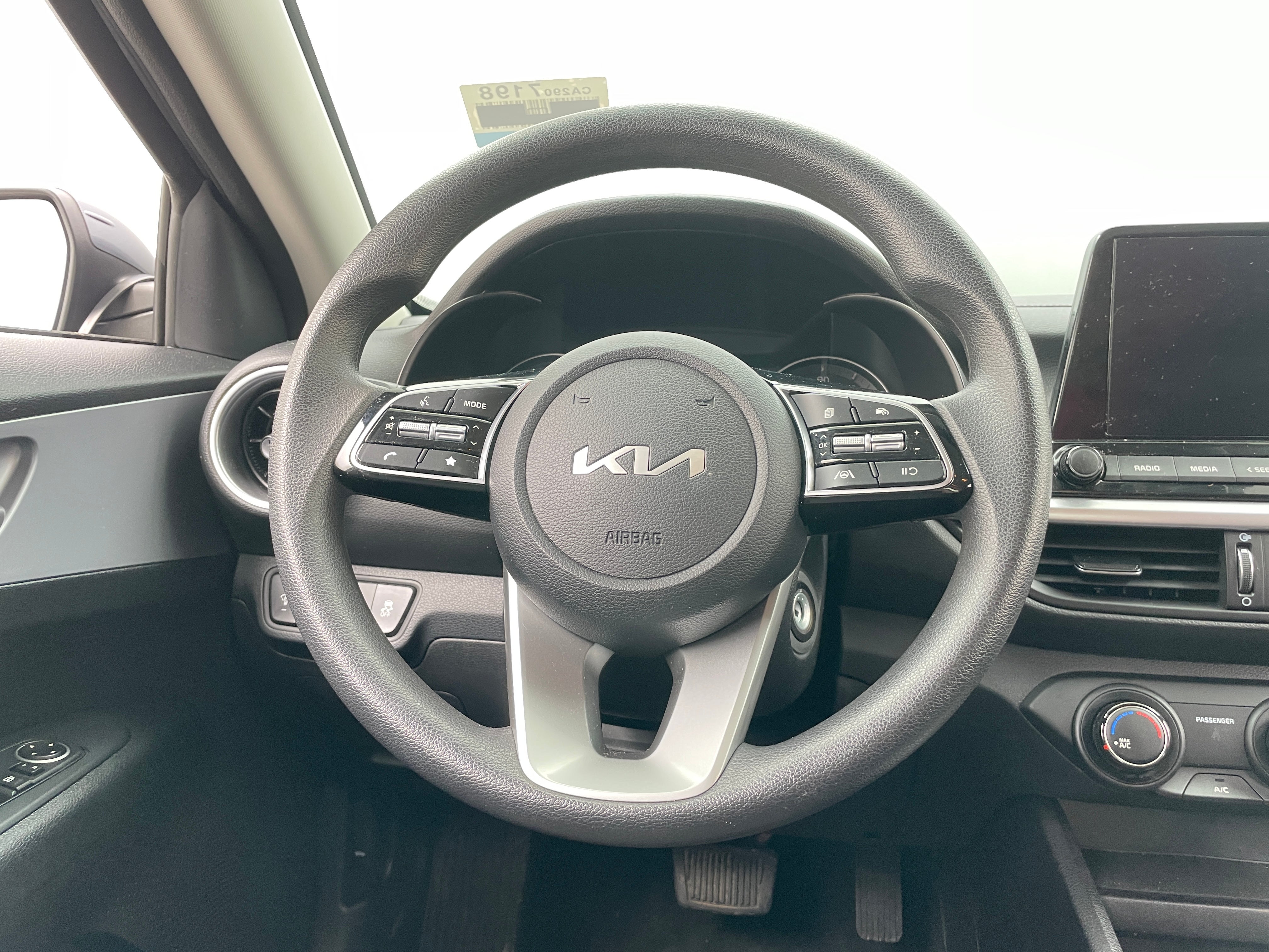 2024 Kia Forte LXS 5