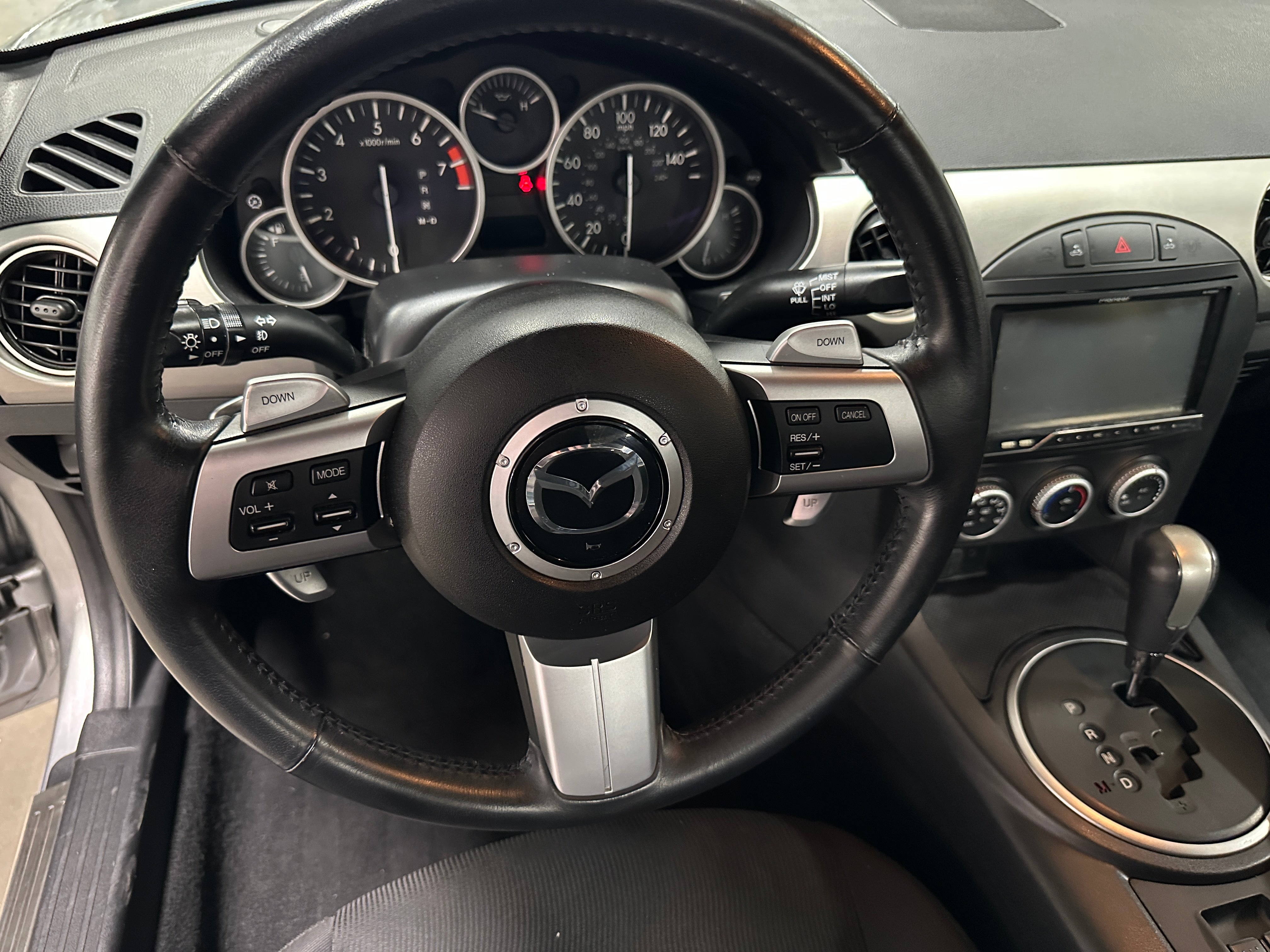2010 Mazda MX-5 Miata Touring 5