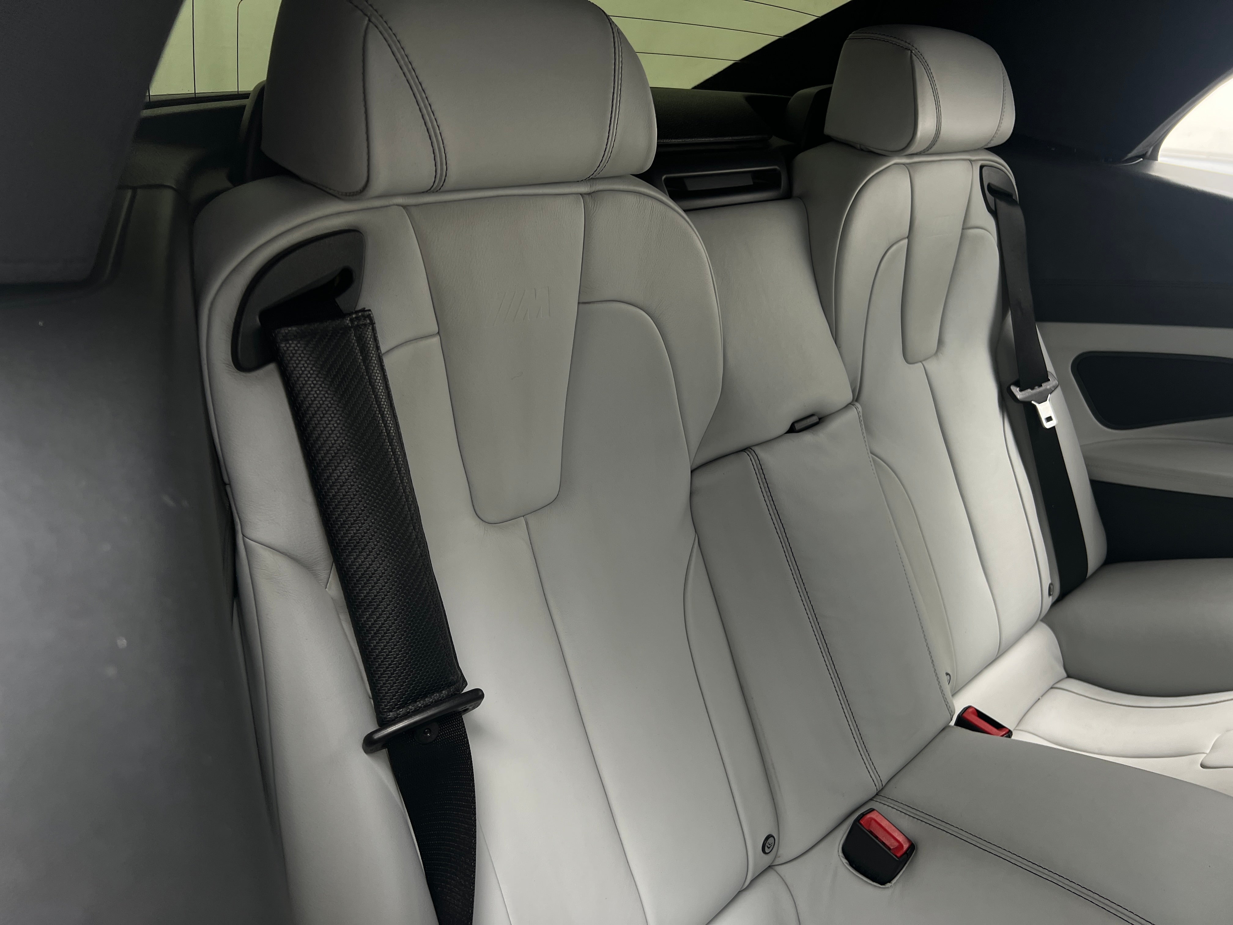 2012 BMW M6 Base 5