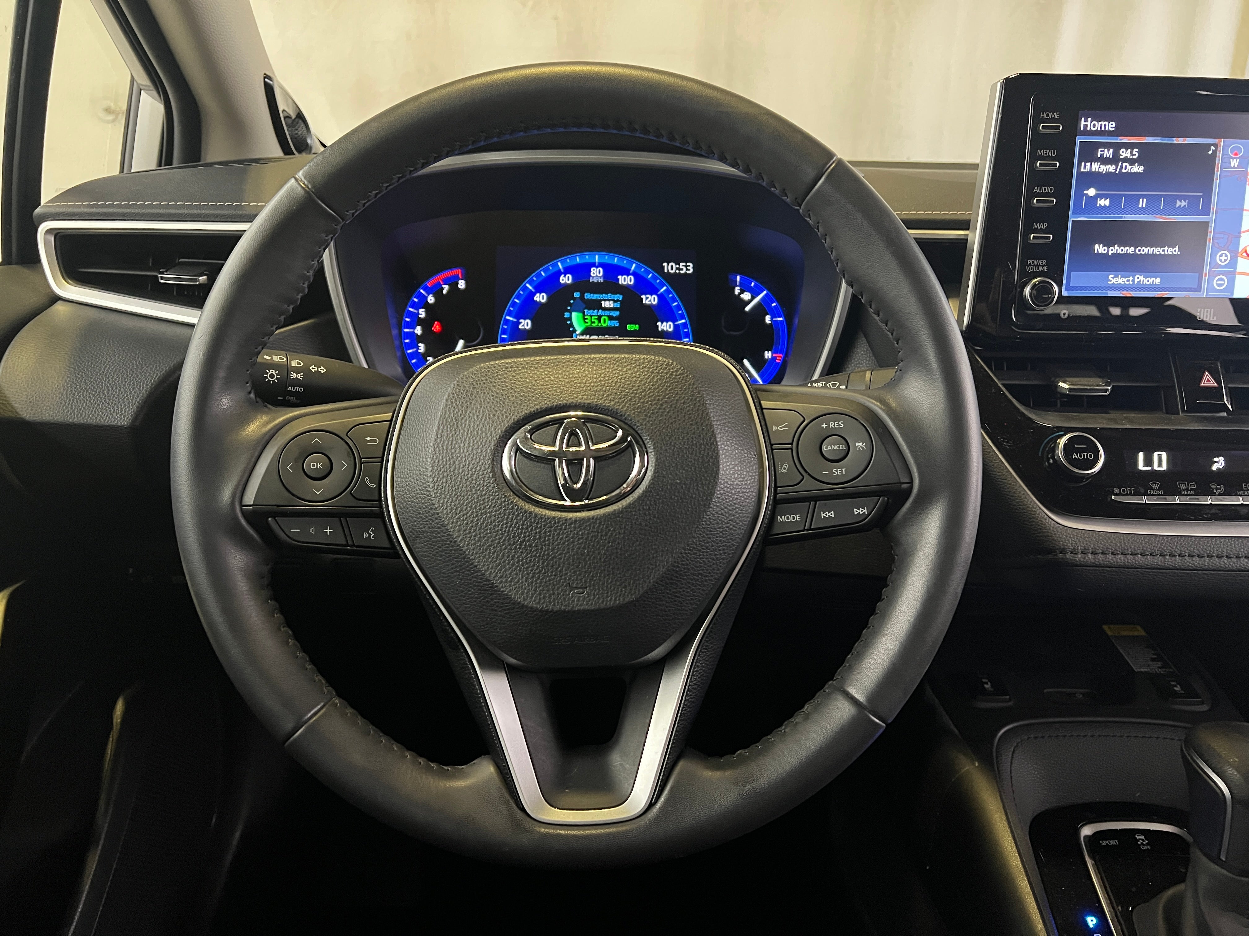 2020 Toyota Corolla XLE 4