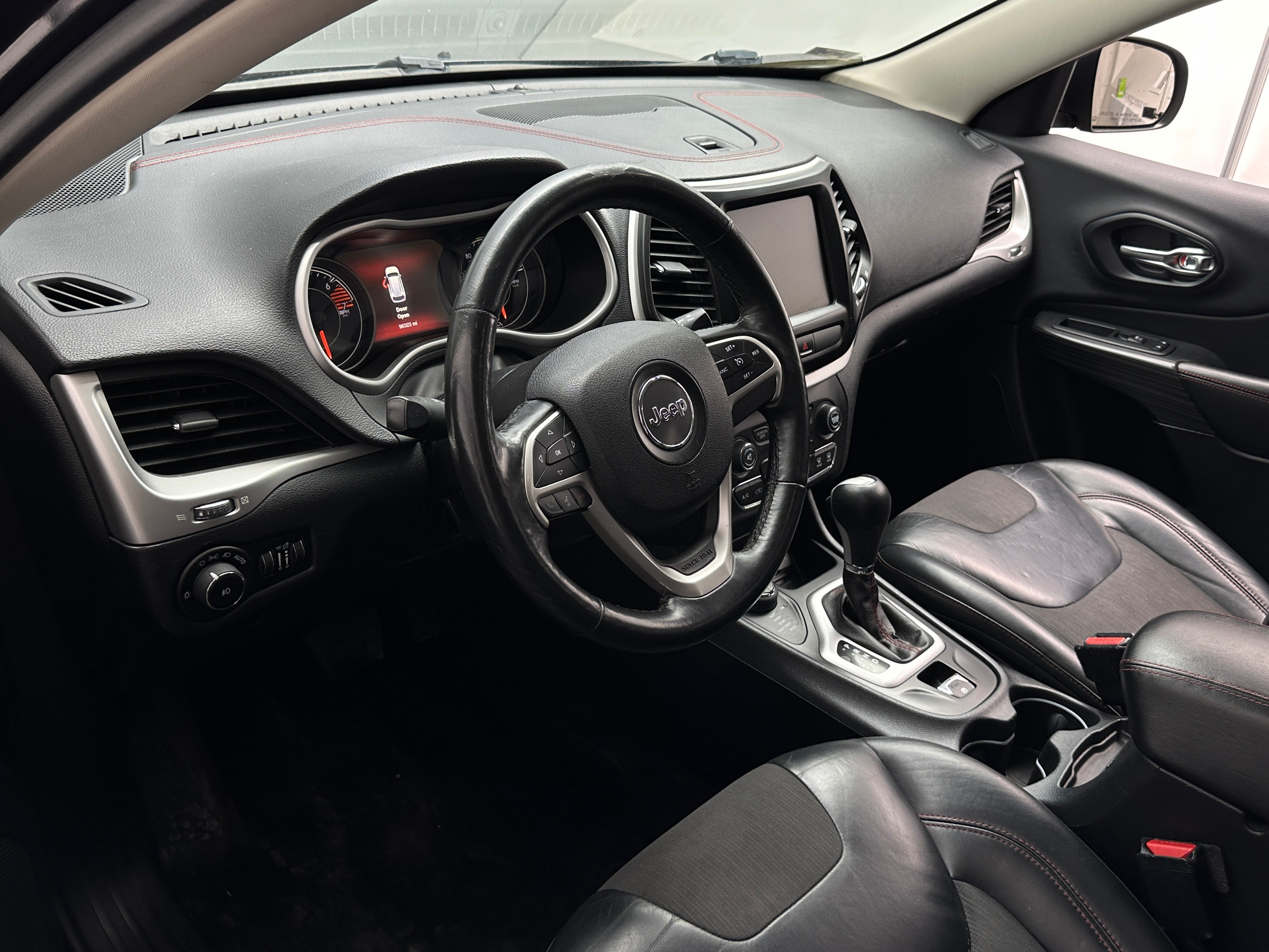 2016 Jeep Cherokee Trailhawk 3