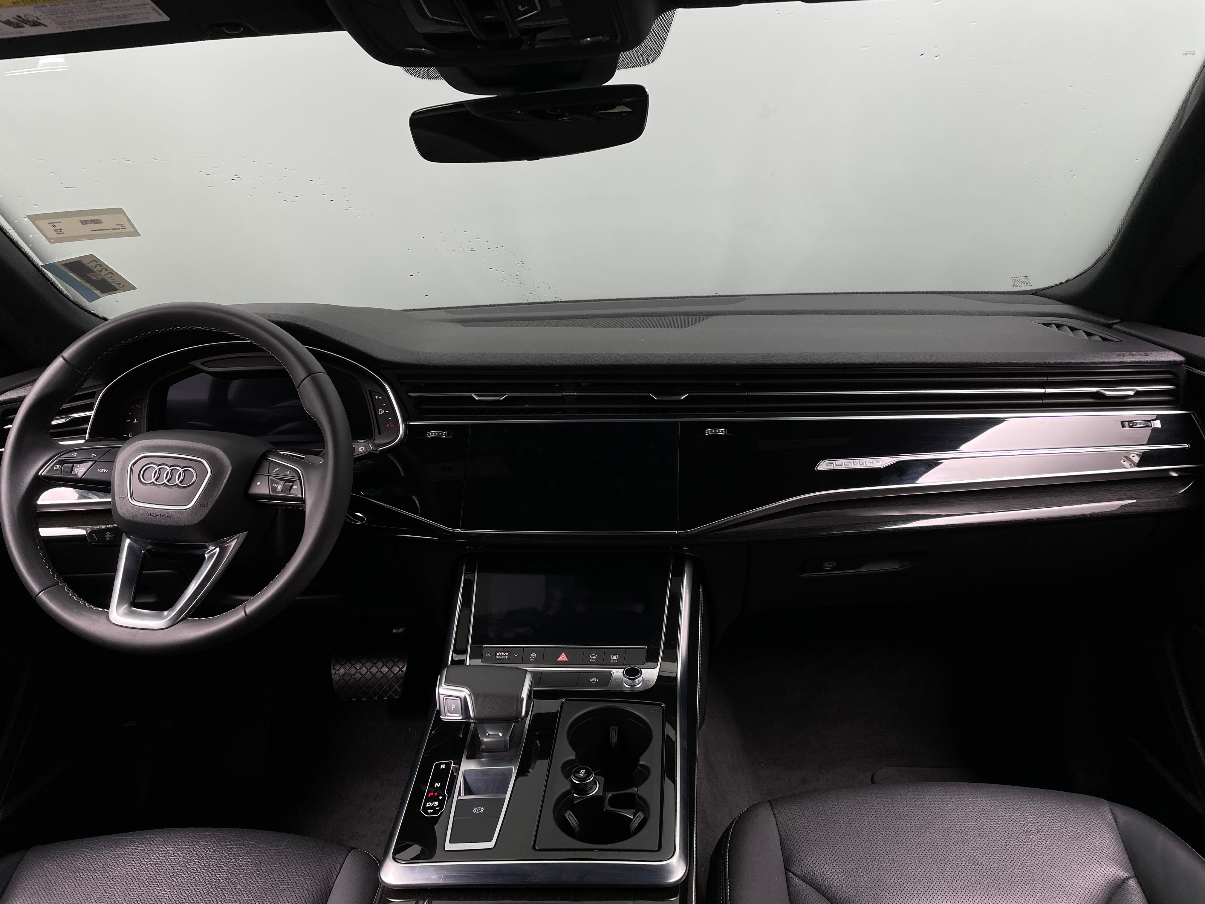 2022 Audi Q8 Premium Plus 2