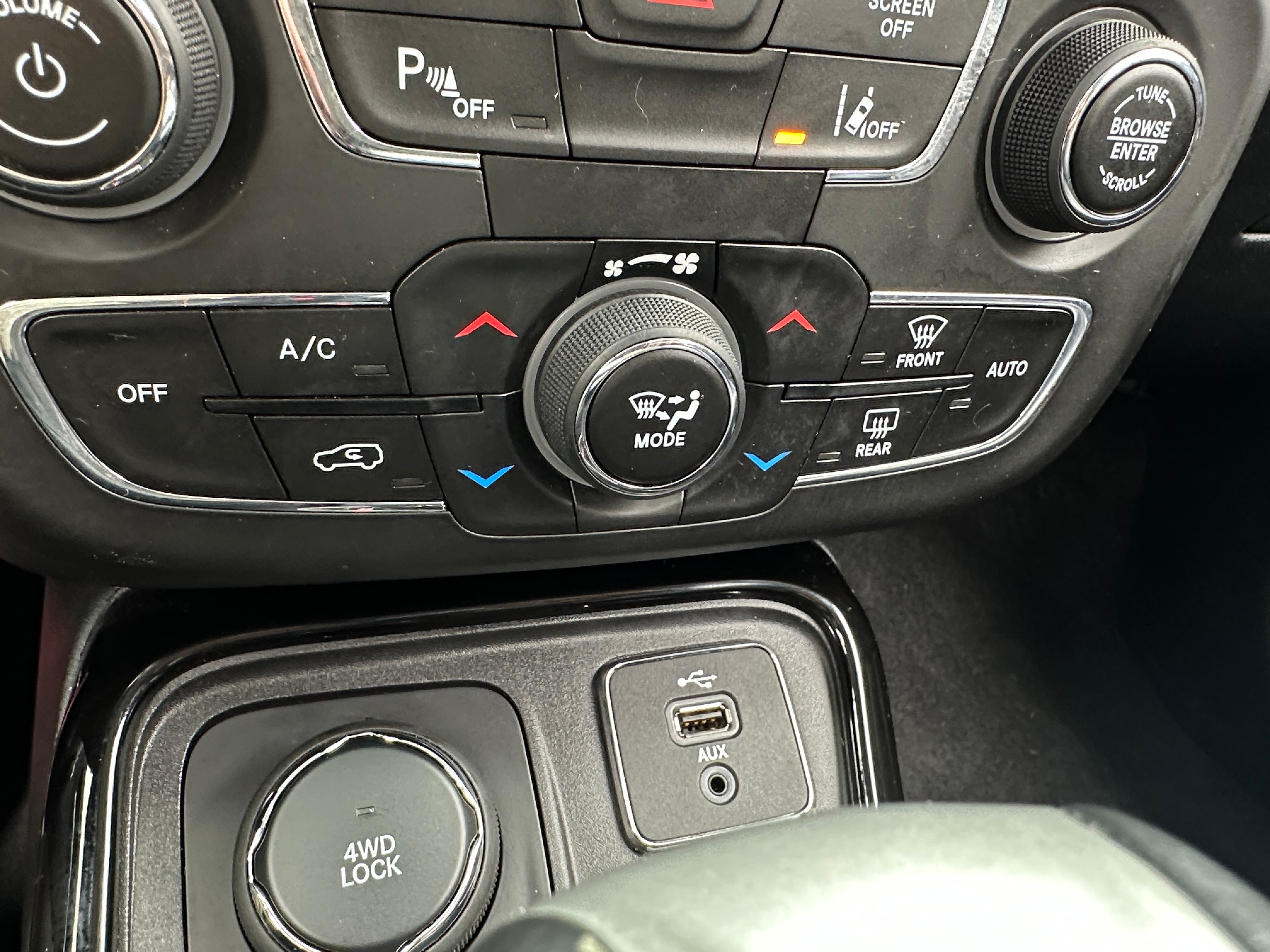 2018 Jeep Compass Limited 3