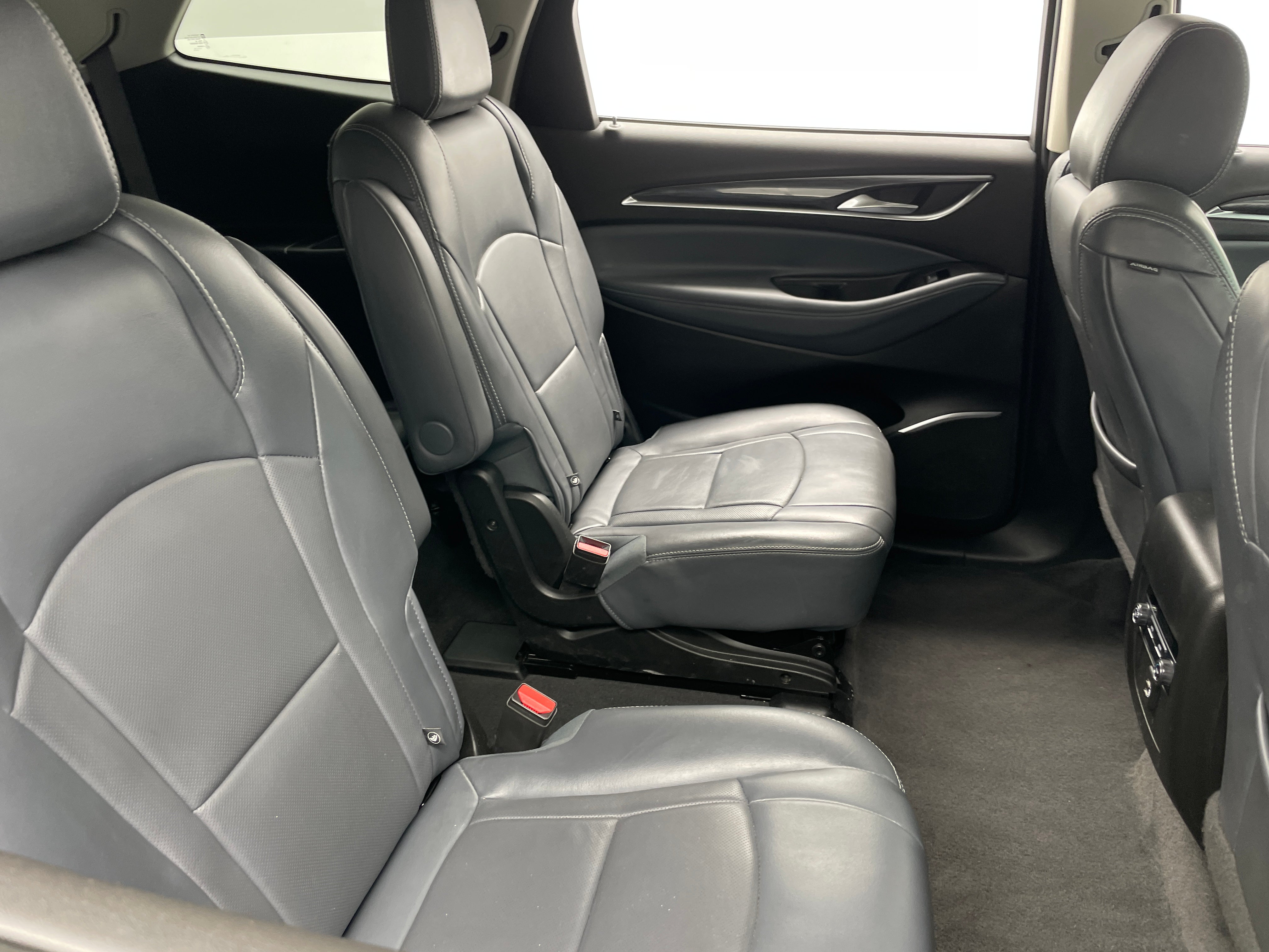 2018 Buick Enclave Essence 5