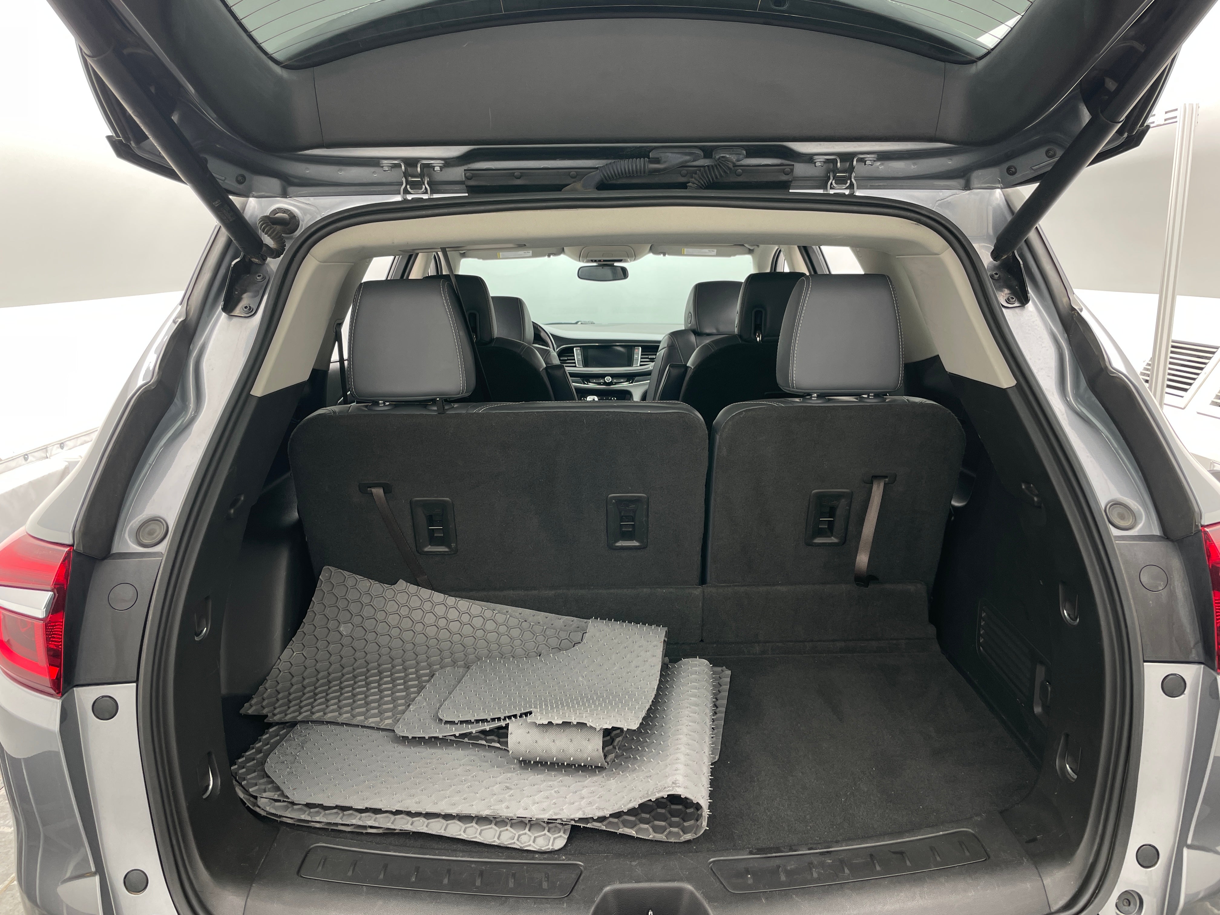 2018 Buick Enclave Essence 6