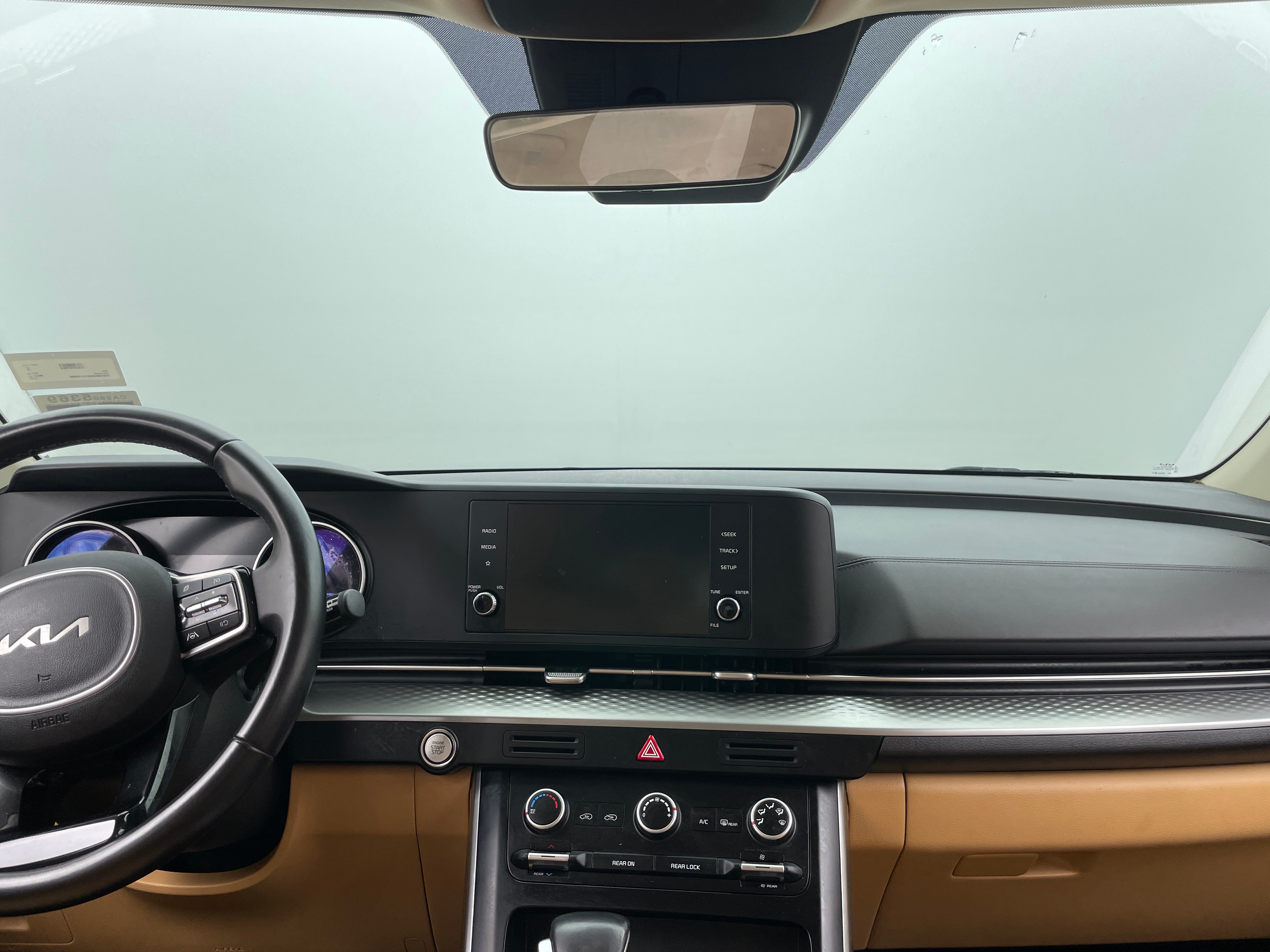 2022 Kia Carnival LX 3