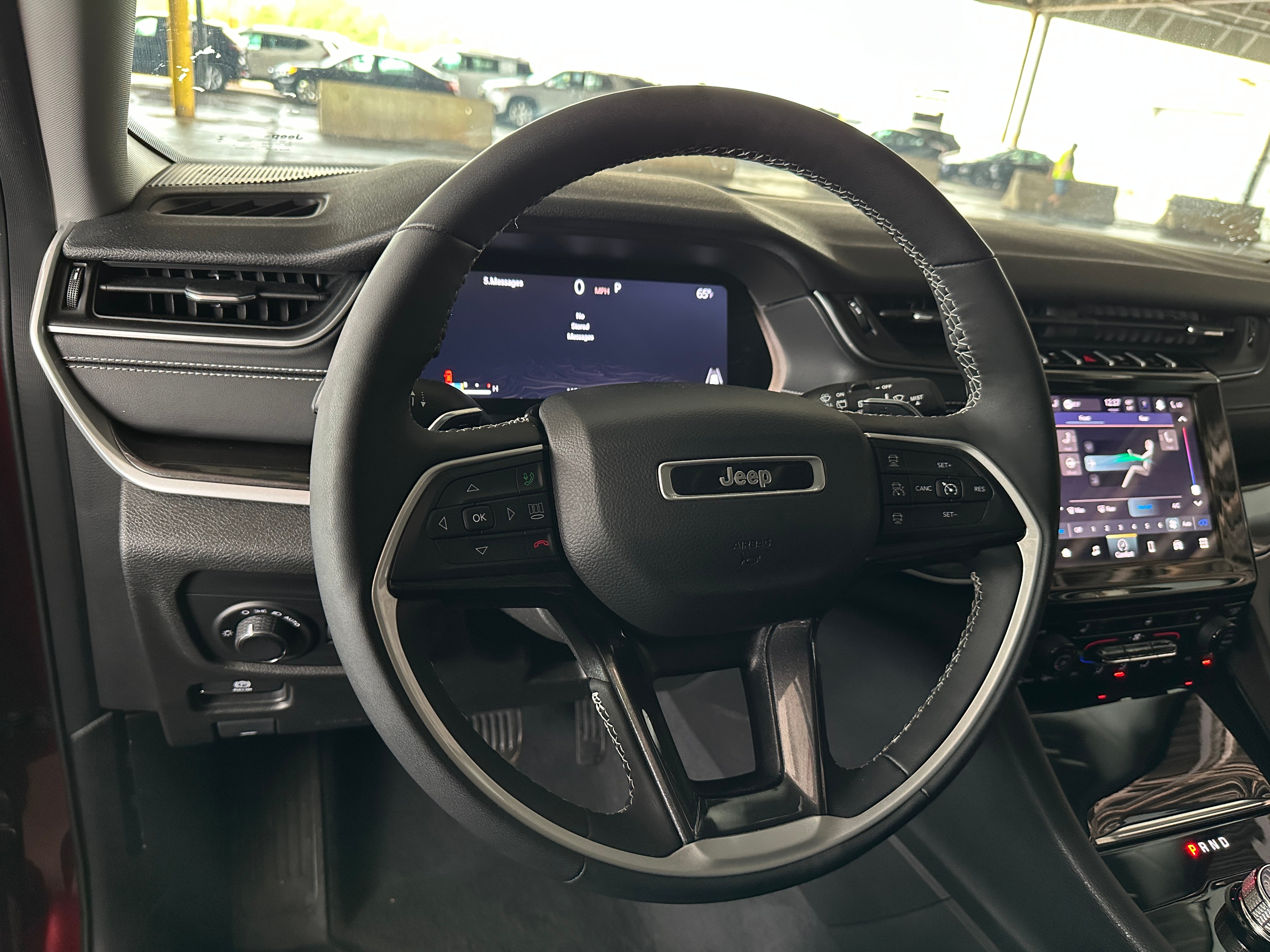 2023 Jeep Grand Cherokee L Laredo 5