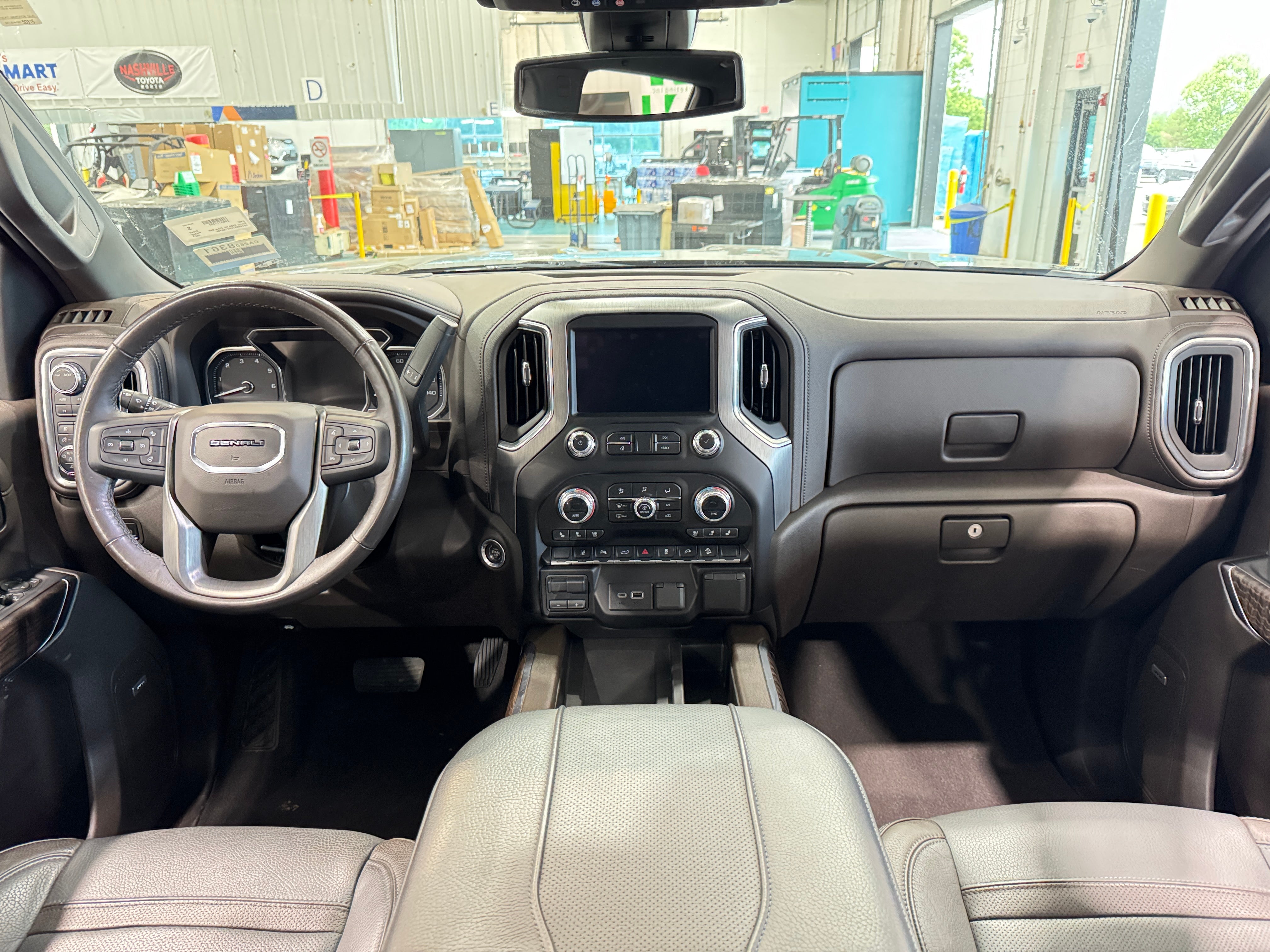 2023 GMC Sierra 2500 Denali 2