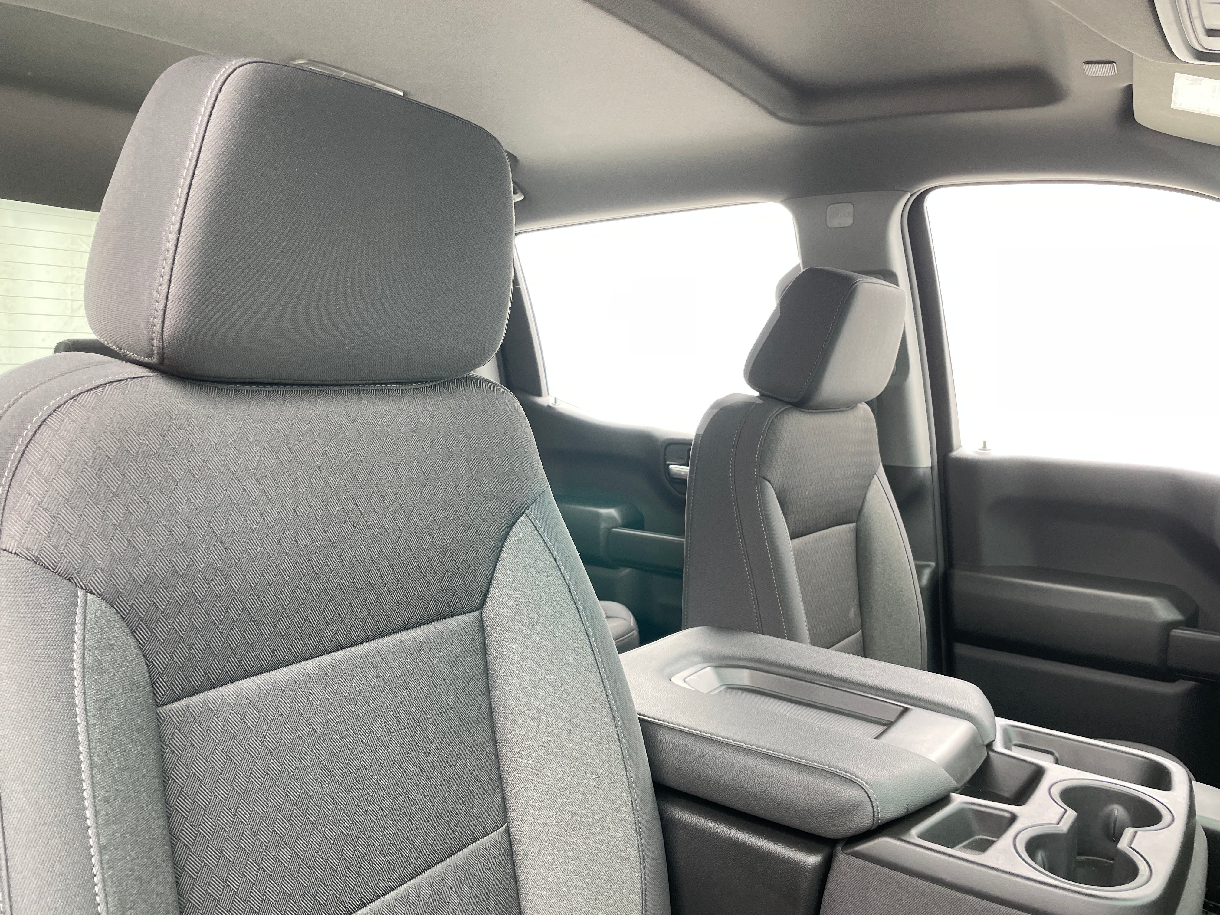 2024 Chevrolet Silverado 1500 Custom 2