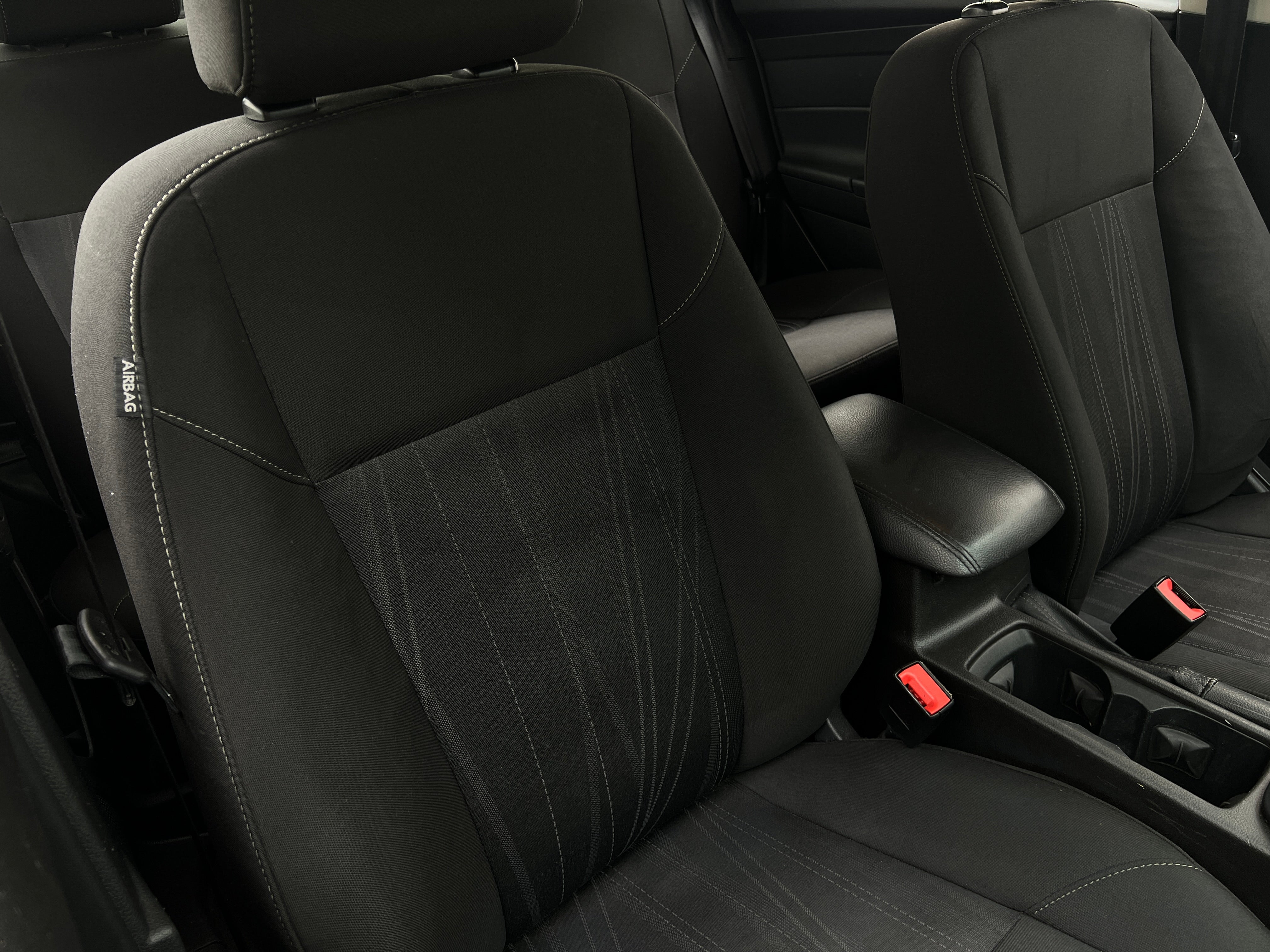 2016 Ford Focus SE 2