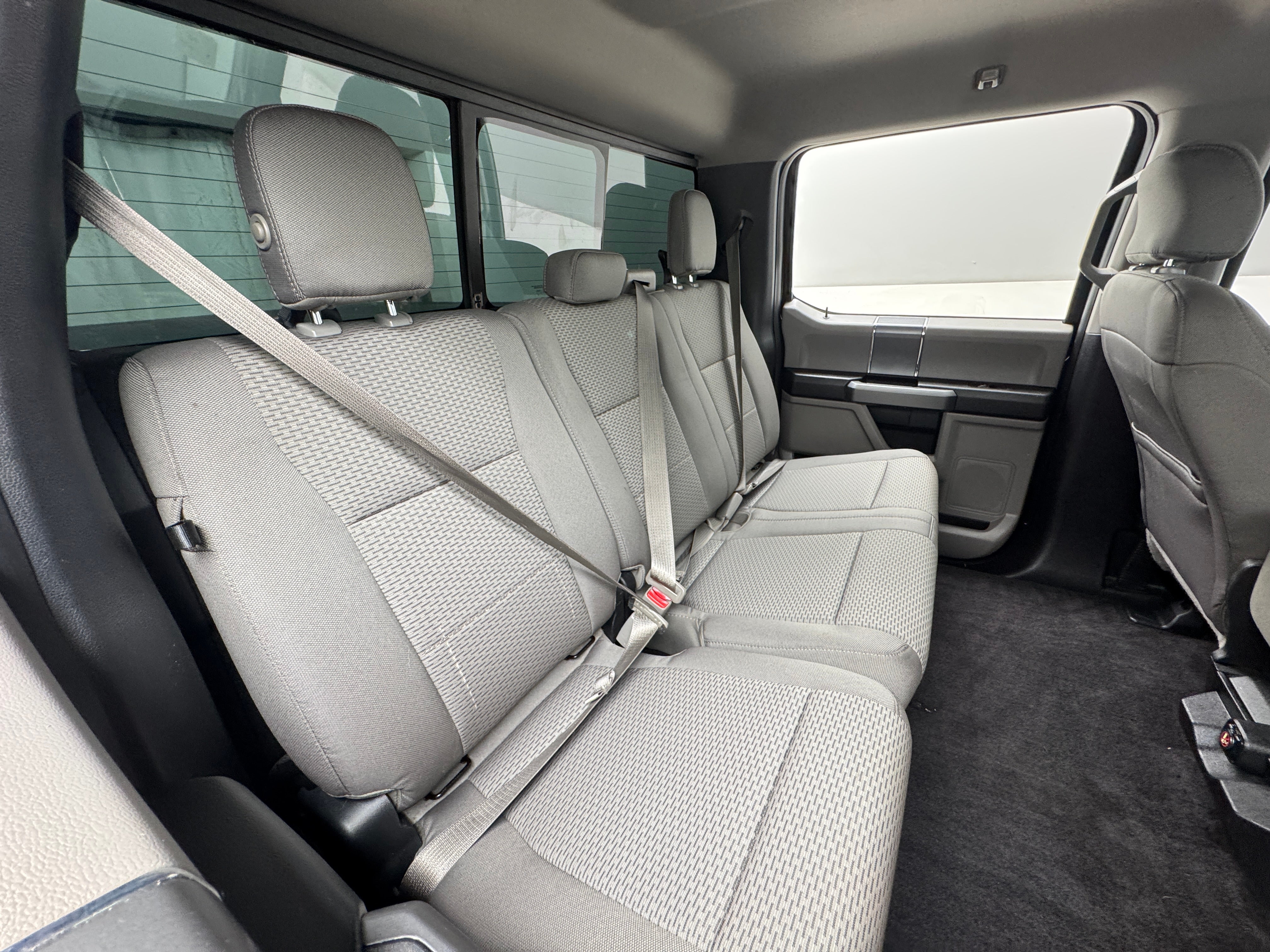 2016 Ford Econoline E-150 6