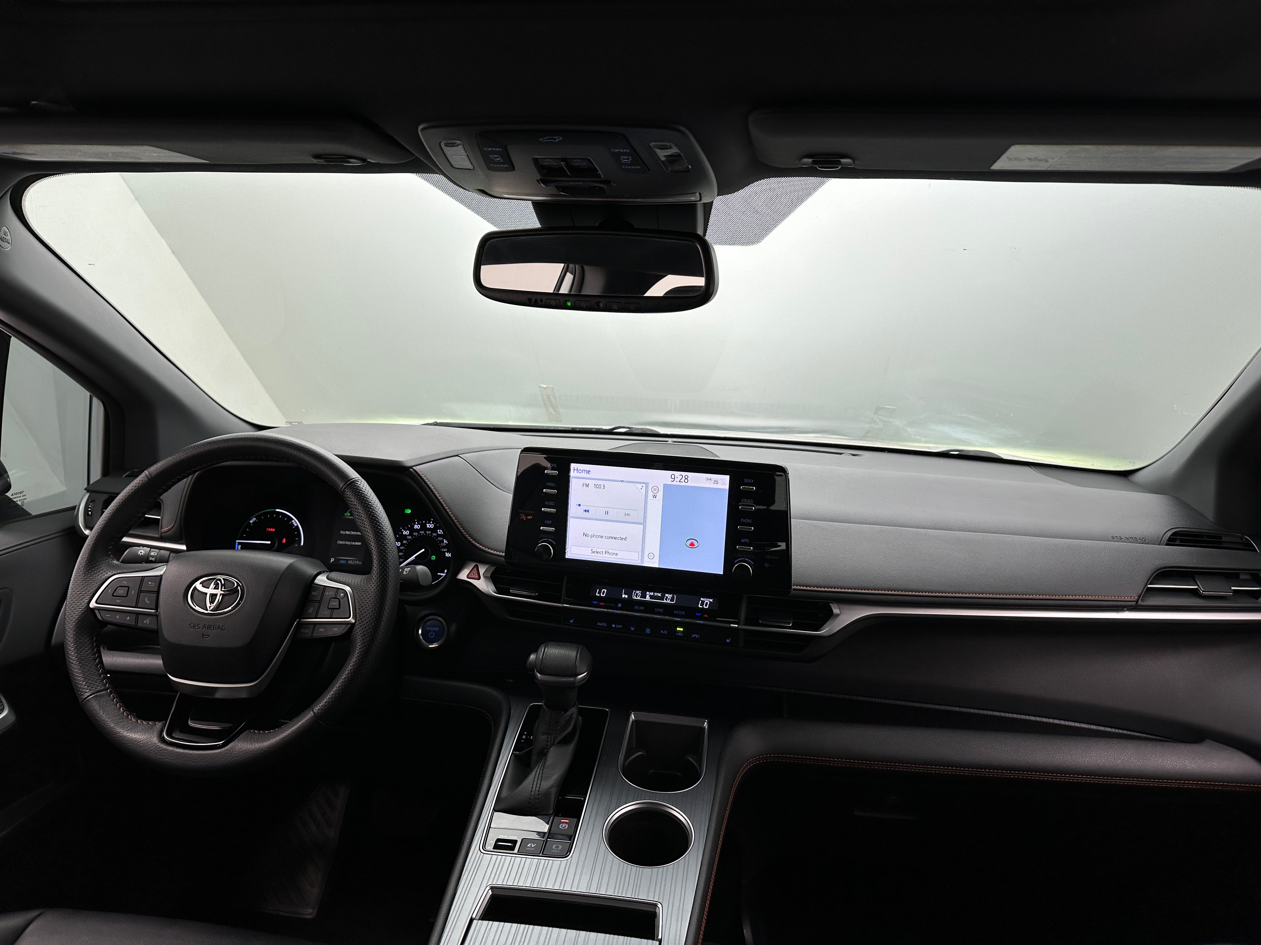 2023 Toyota Sienna XSE 2