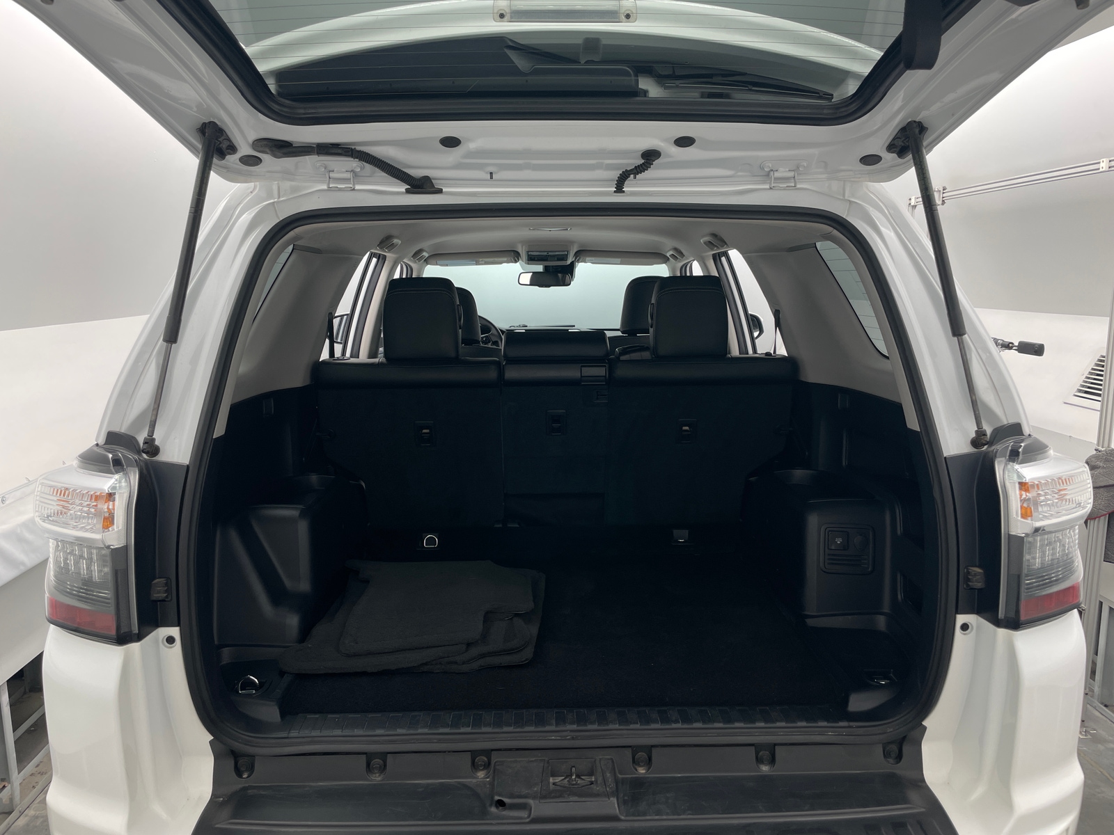 Thumbnail: 2024 Toyota 4Runner - 6