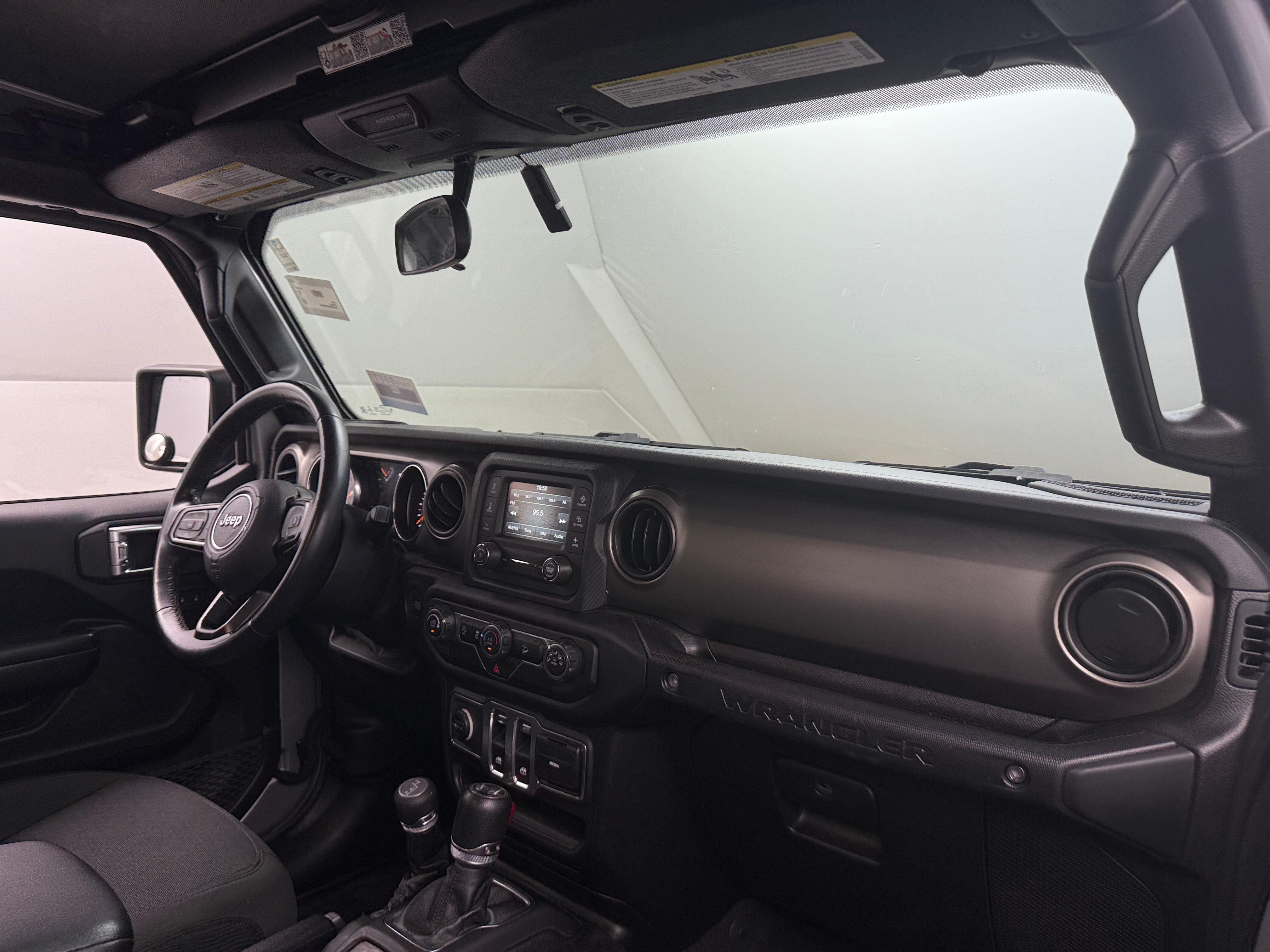 2019 Jeep Wrangler Sport S 3