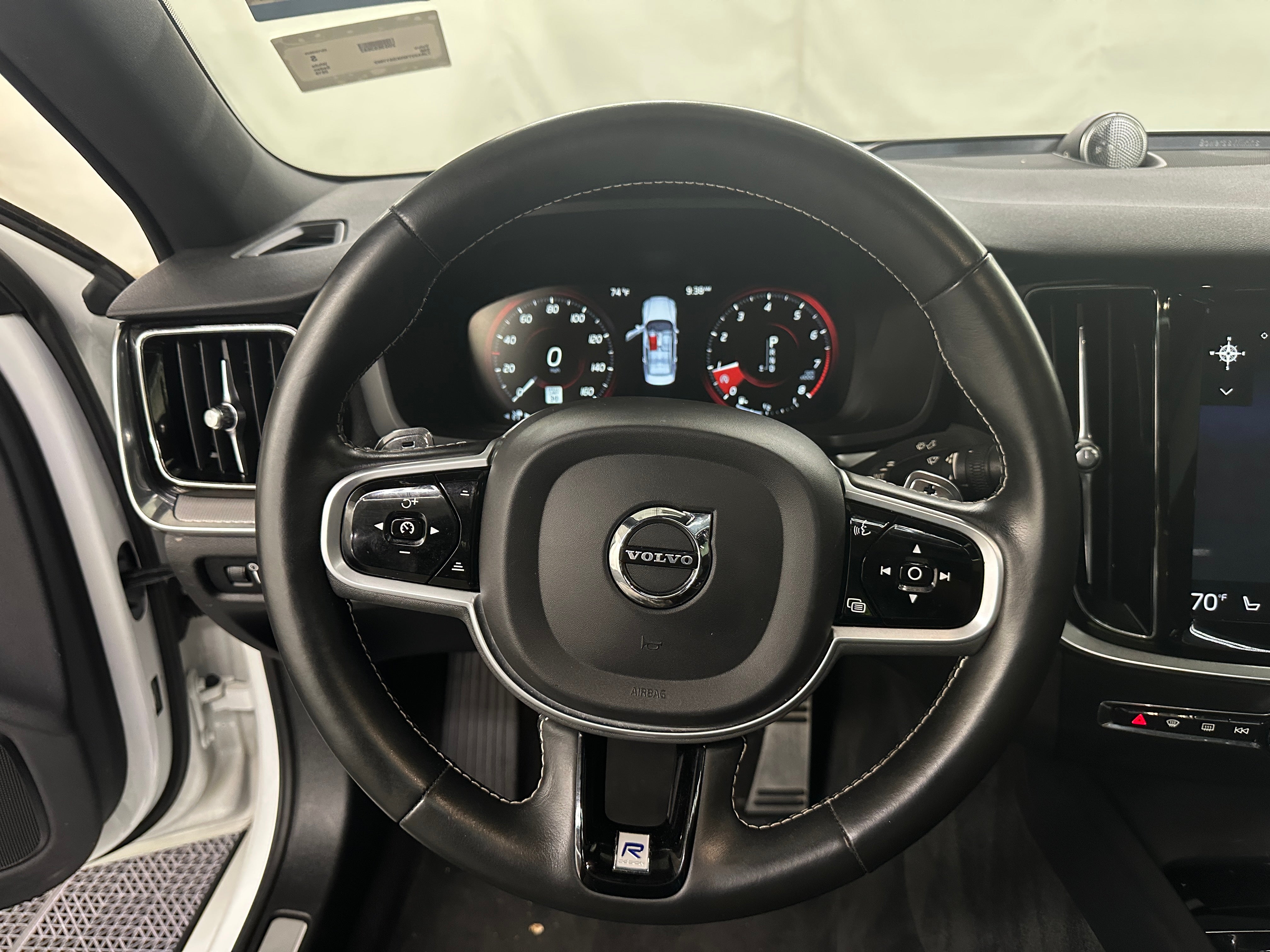 2019 Volvo S60 T6 R-Design 4