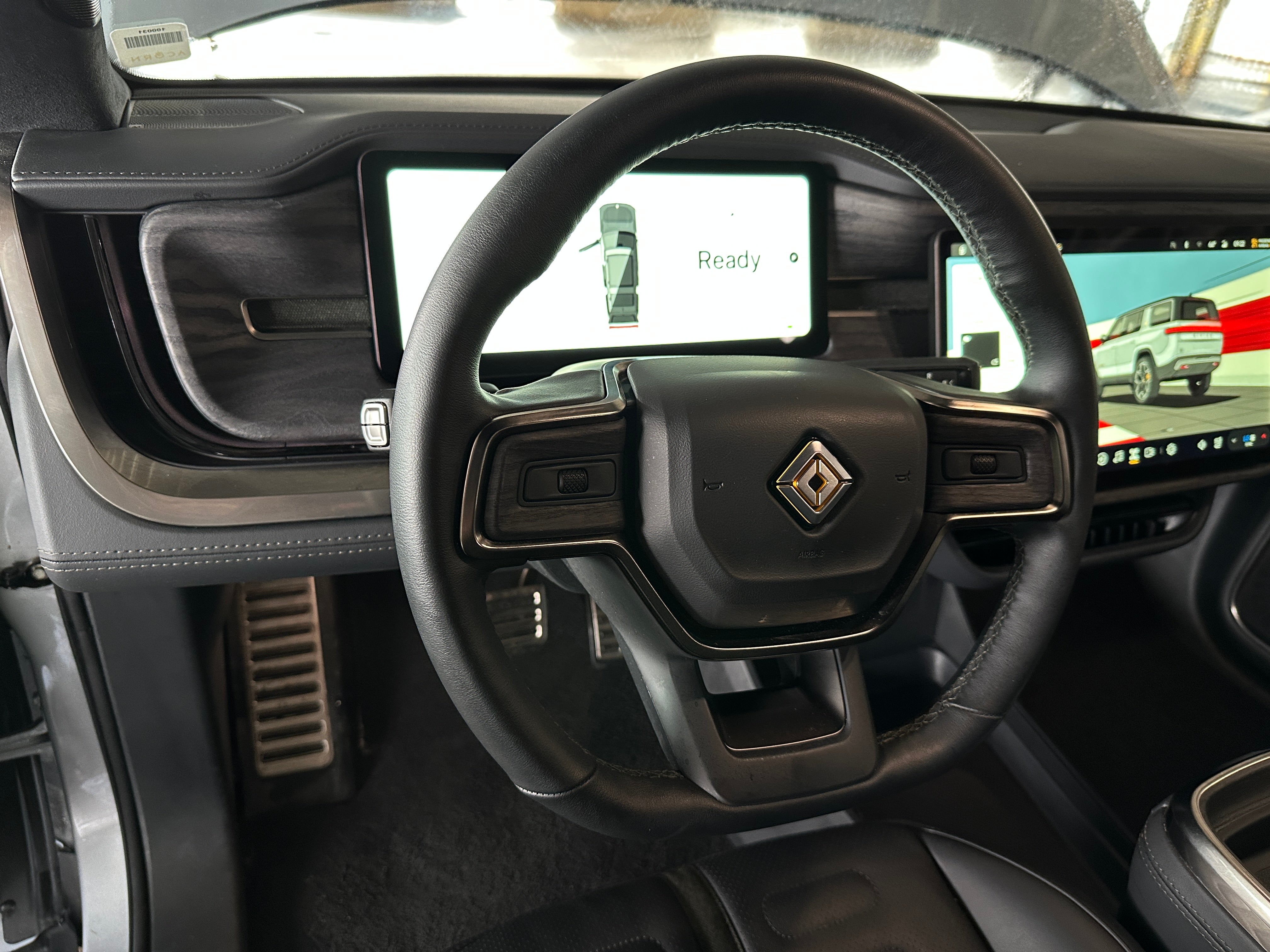 2023 Rivian R1S Launch Edition 4