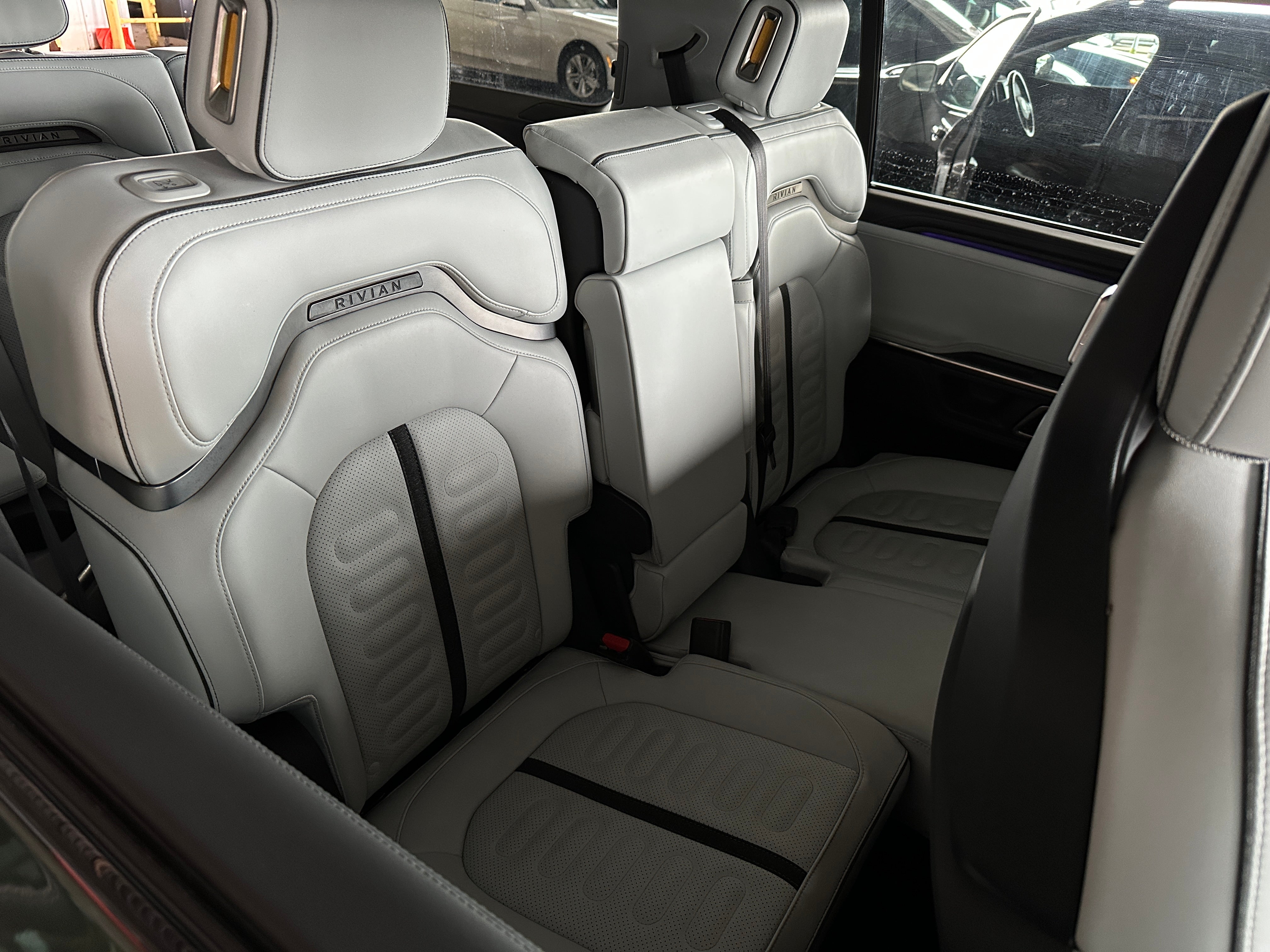 2023 Rivian R1S Adventure 5