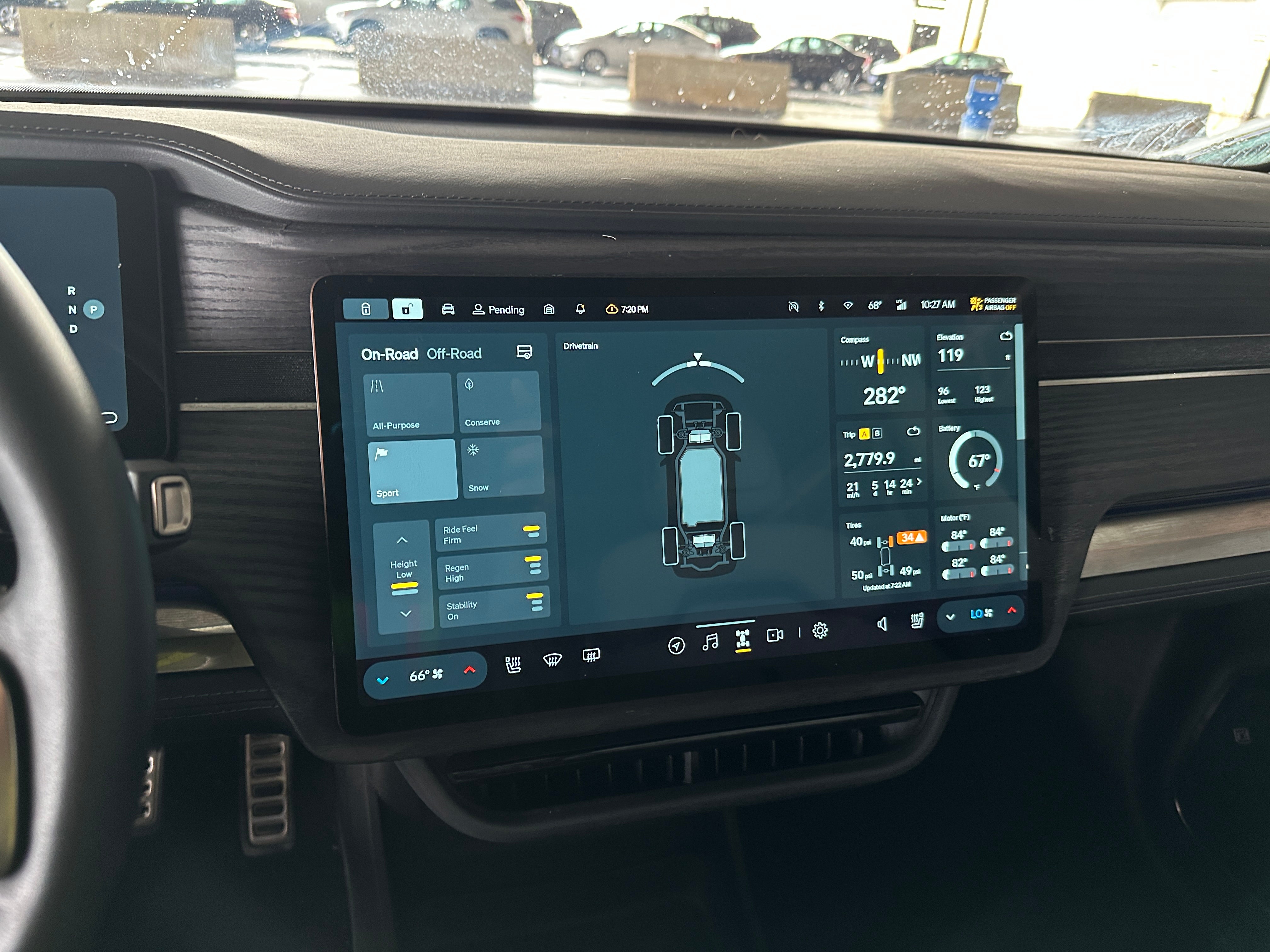2023 Rivian R1S Adventure 3