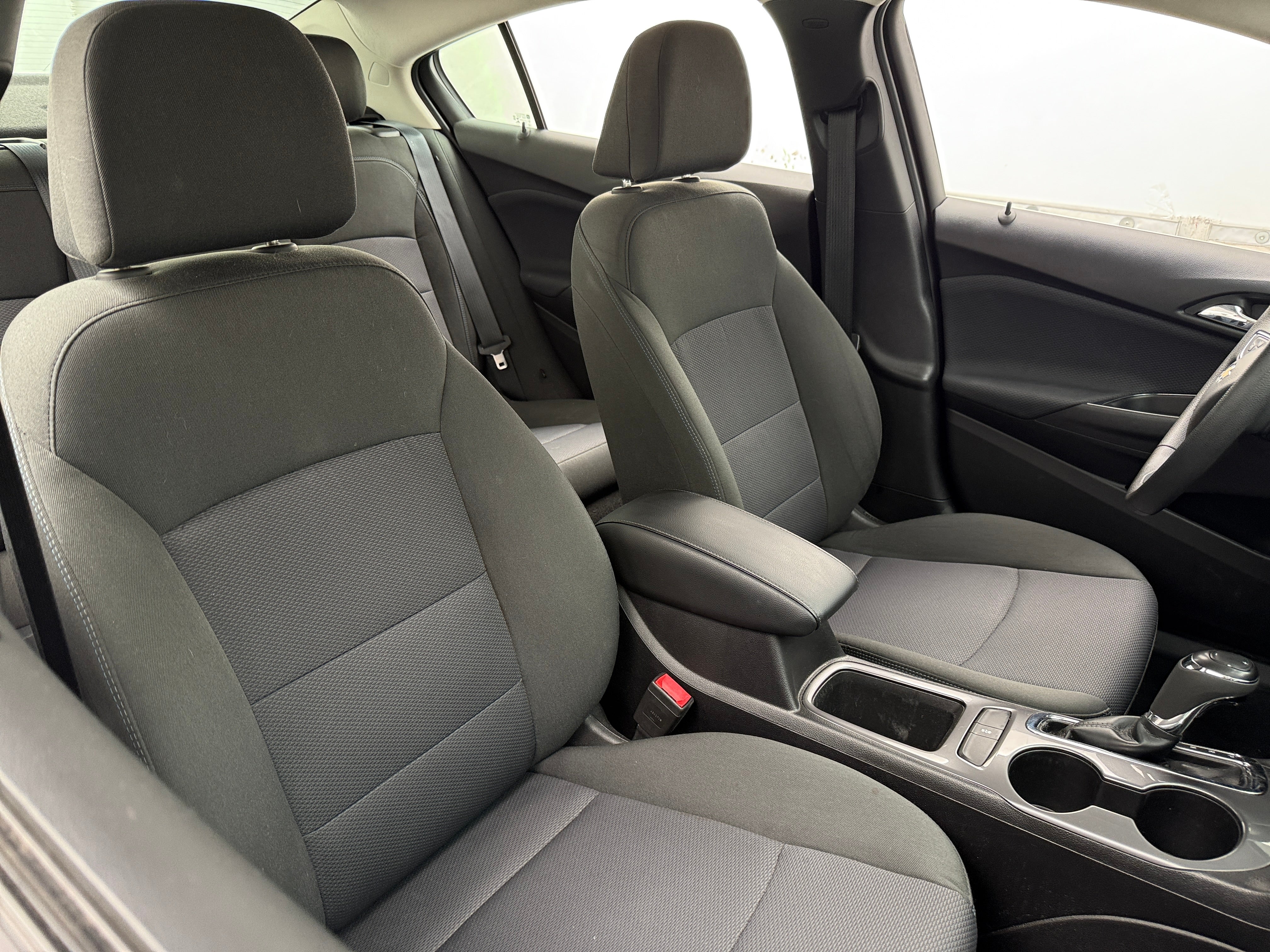2018 Chevrolet Cruze LT 2